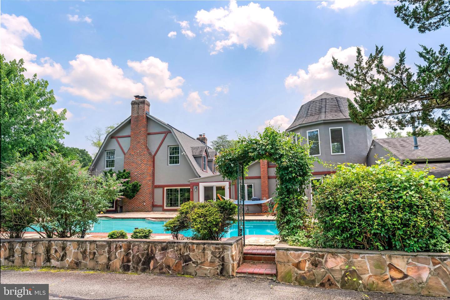 7700 MANOR HOUSE DR, FAIRFAX STATION, Virginia 22039, 5 Bedrooms Bedrooms, ,5 BathroomsBathrooms,Residential,For sale,7700 MANOR HOUSE DR,VAFX2239204 MLS # VAFX2239204