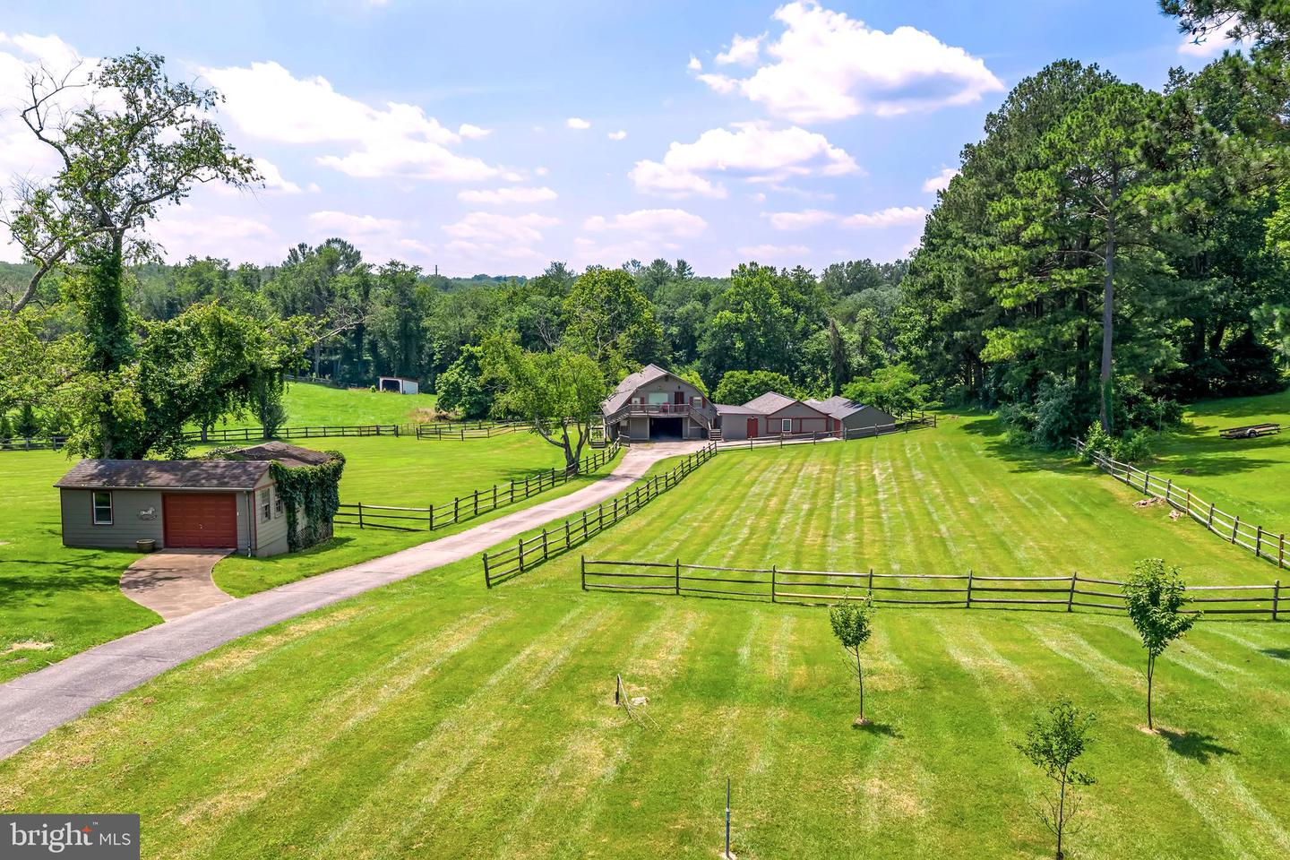 7700 MANOR HOUSE DR, FAIRFAX STATION, Virginia 22039, 5 Bedrooms Bedrooms, ,5 BathroomsBathrooms,Residential,For sale,7700 MANOR HOUSE DR,VAFX2239204 MLS # VAFX2239204
