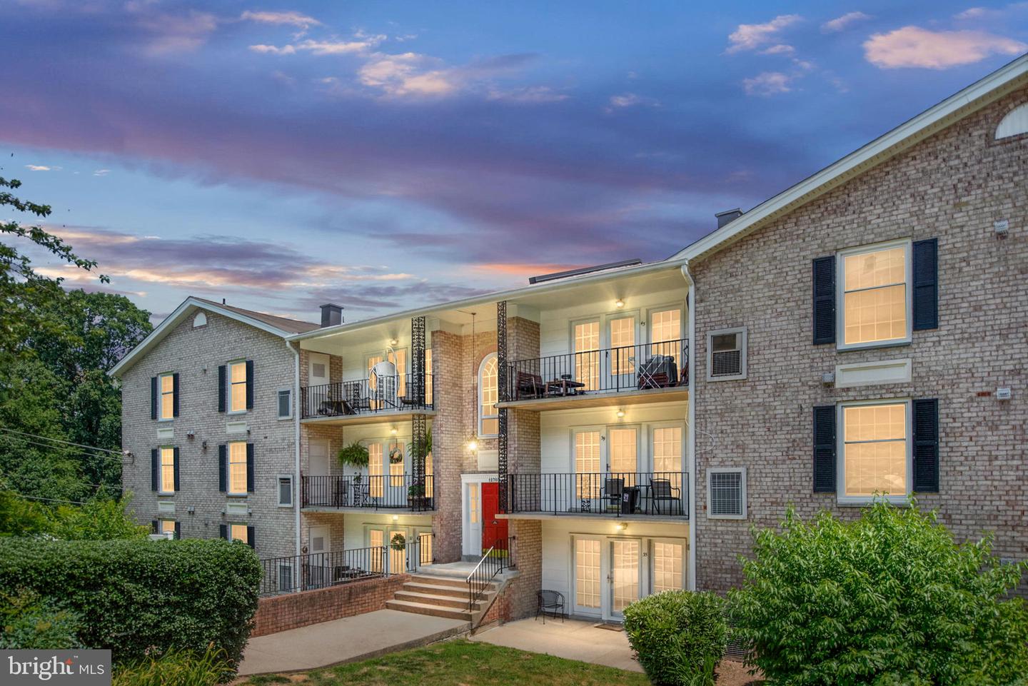 12705 GORDON BLVD #37, WOODBRIDGE, Virginia 22192, 3 Bedrooms Bedrooms, ,2 BathroomsBathrooms,Residential,For sale,12705 GORDON BLVD #37,VAPW2094346 MLS # VAPW2094346