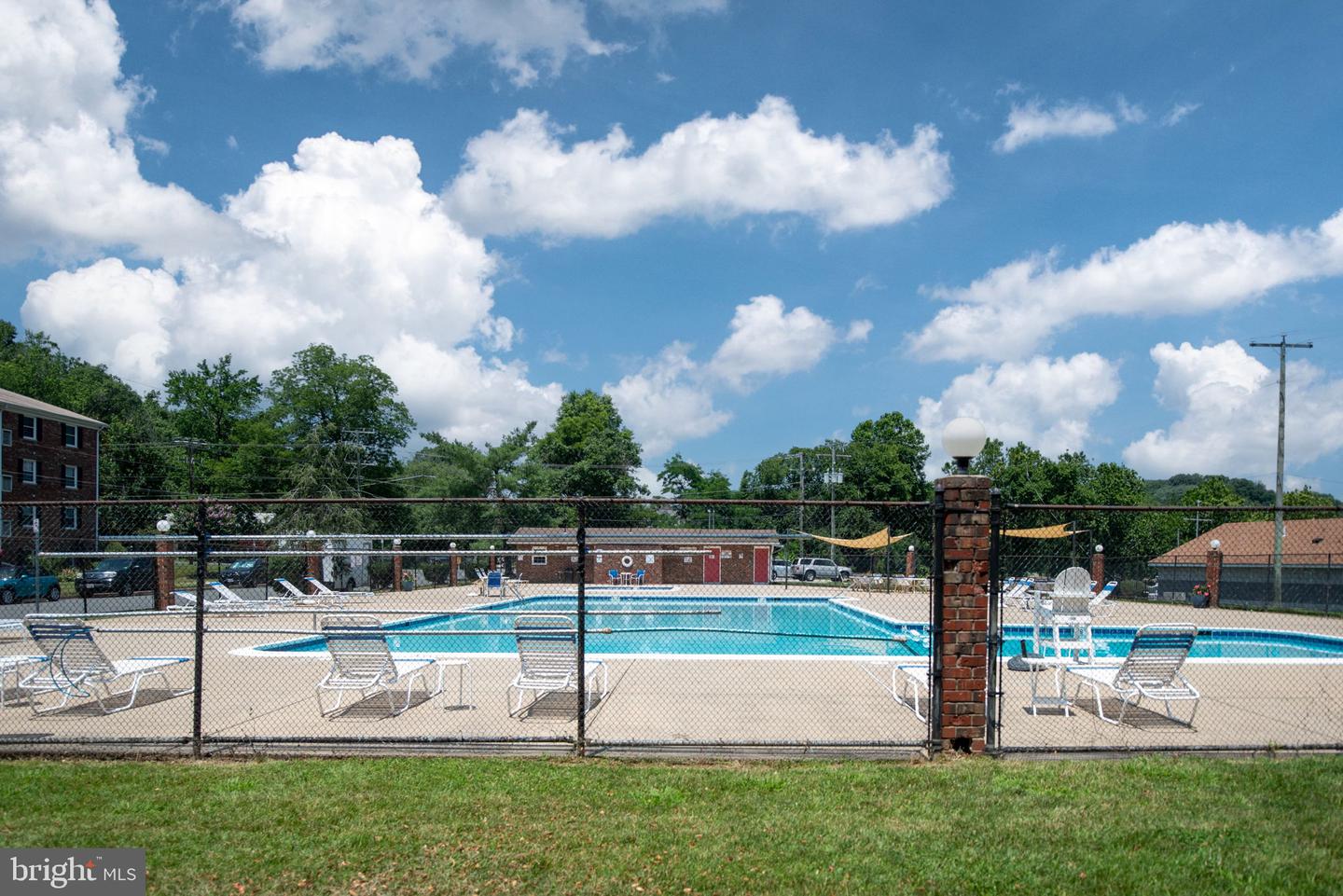 12705 GORDON BLVD #37, WOODBRIDGE, Virginia 22192, 3 Bedrooms Bedrooms, ,2 BathroomsBathrooms,Residential,For sale,12705 GORDON BLVD #37,VAPW2094346 MLS # VAPW2094346