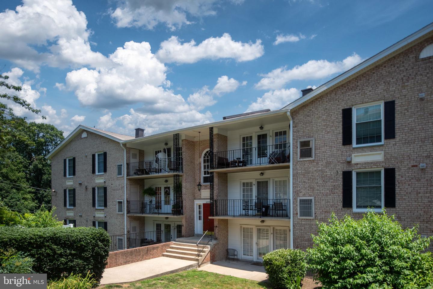 12705 GORDON BLVD #37, WOODBRIDGE, Virginia 22192, 3 Bedrooms Bedrooms, ,2 BathroomsBathrooms,Residential,For sale,12705 GORDON BLVD #37,VAPW2094346 MLS # VAPW2094346