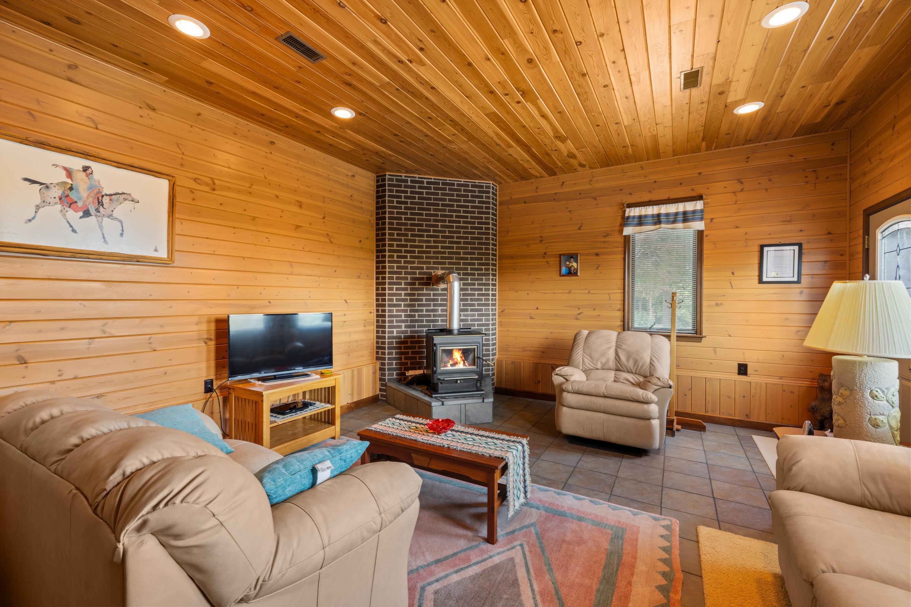 613 DICES SPRING RD, WEYERS CAVE, Virginia 24486, 3 Bedrooms Bedrooms, ,2 BathroomsBathrooms,Residential,613 DICES SPRING RD,666230 MLS # 666230