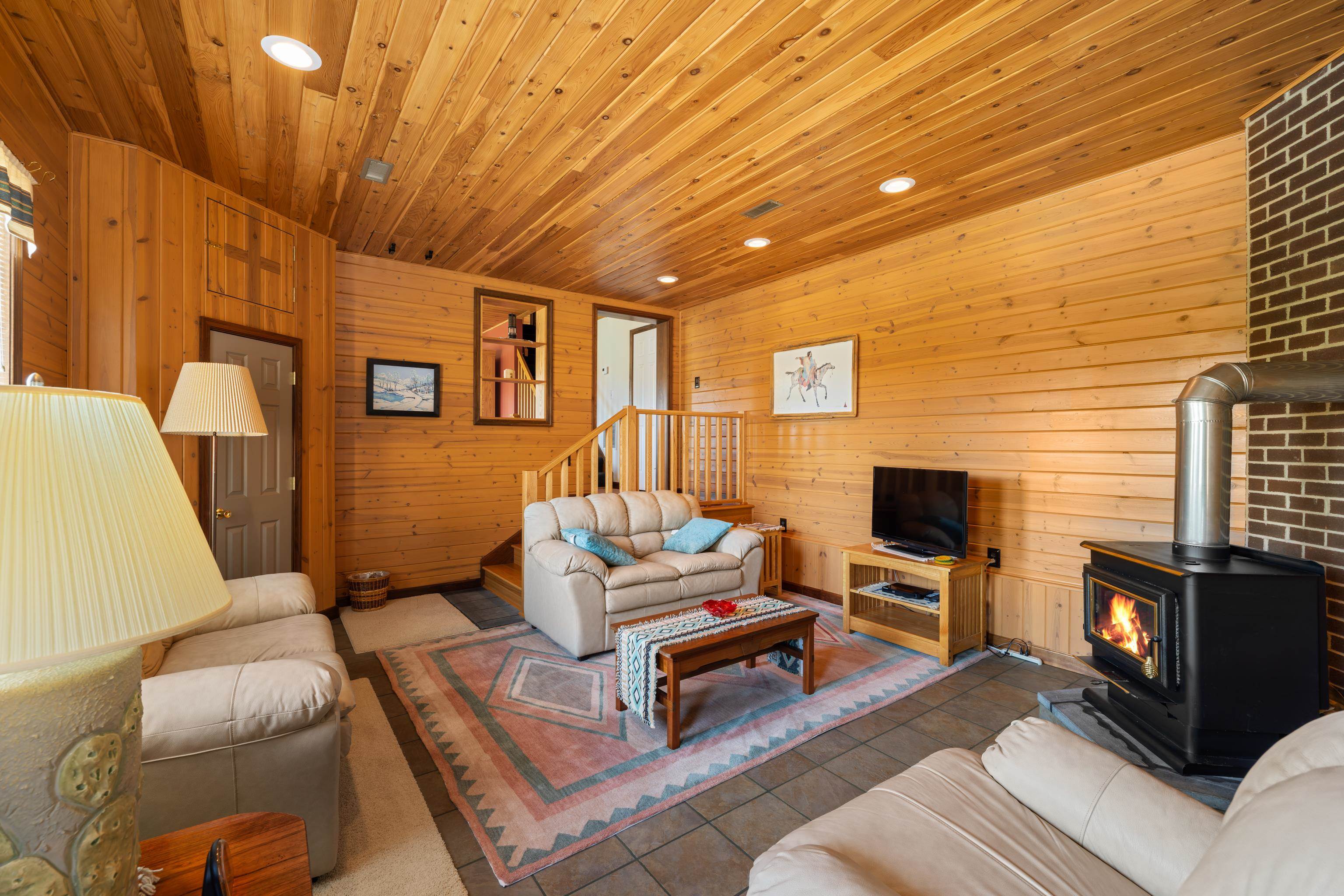 613 DICES SPRING RD, WEYERS CAVE, Virginia 24486, 3 Bedrooms Bedrooms, ,2 BathroomsBathrooms,Residential,613 DICES SPRING RD,666230 MLS # 666230