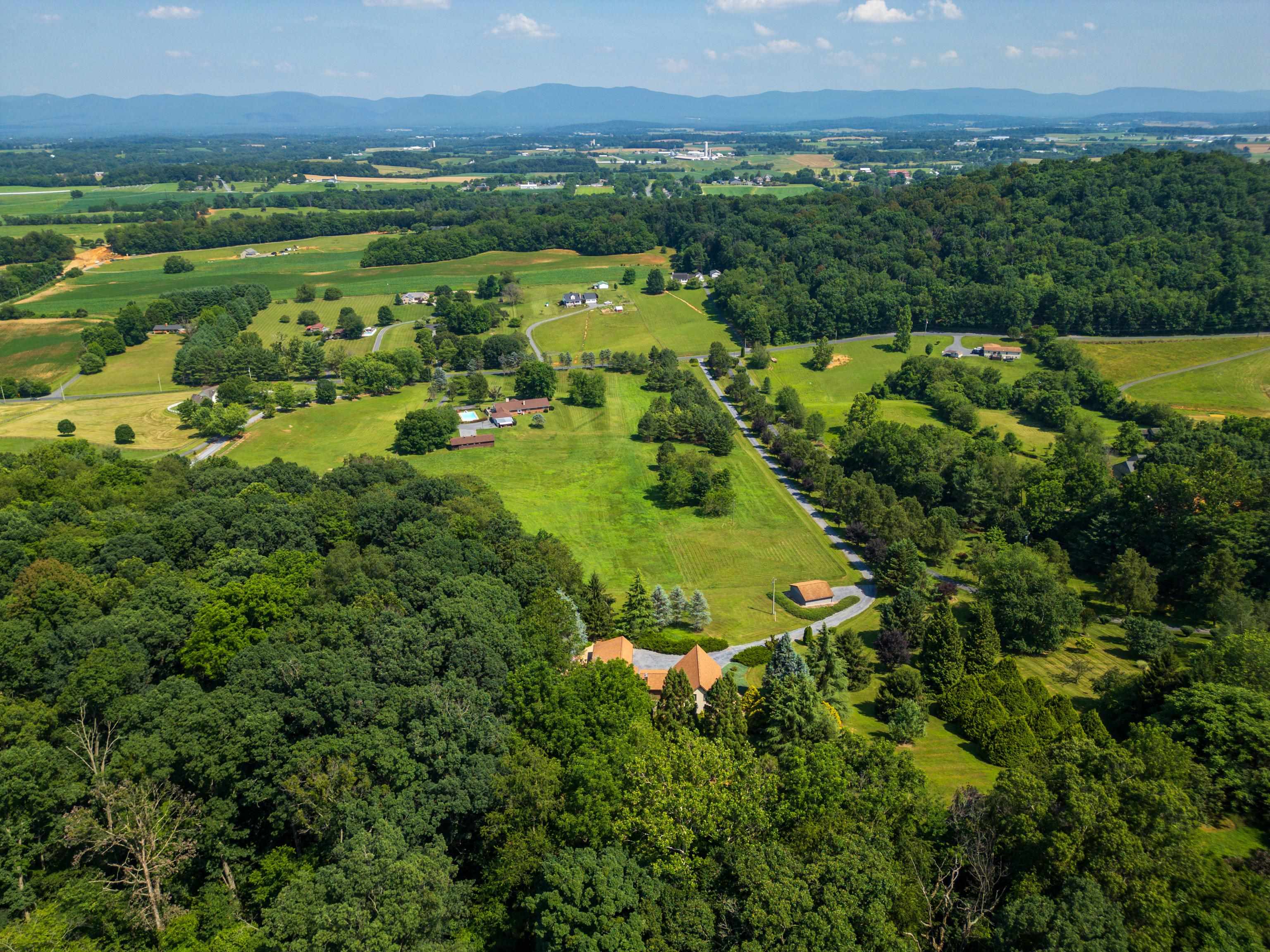 613 DICES SPRING RD, WEYERS CAVE, Virginia 24486, 3 Bedrooms Bedrooms, ,2 BathroomsBathrooms,Residential,613 DICES SPRING RD,666230 MLS # 666230