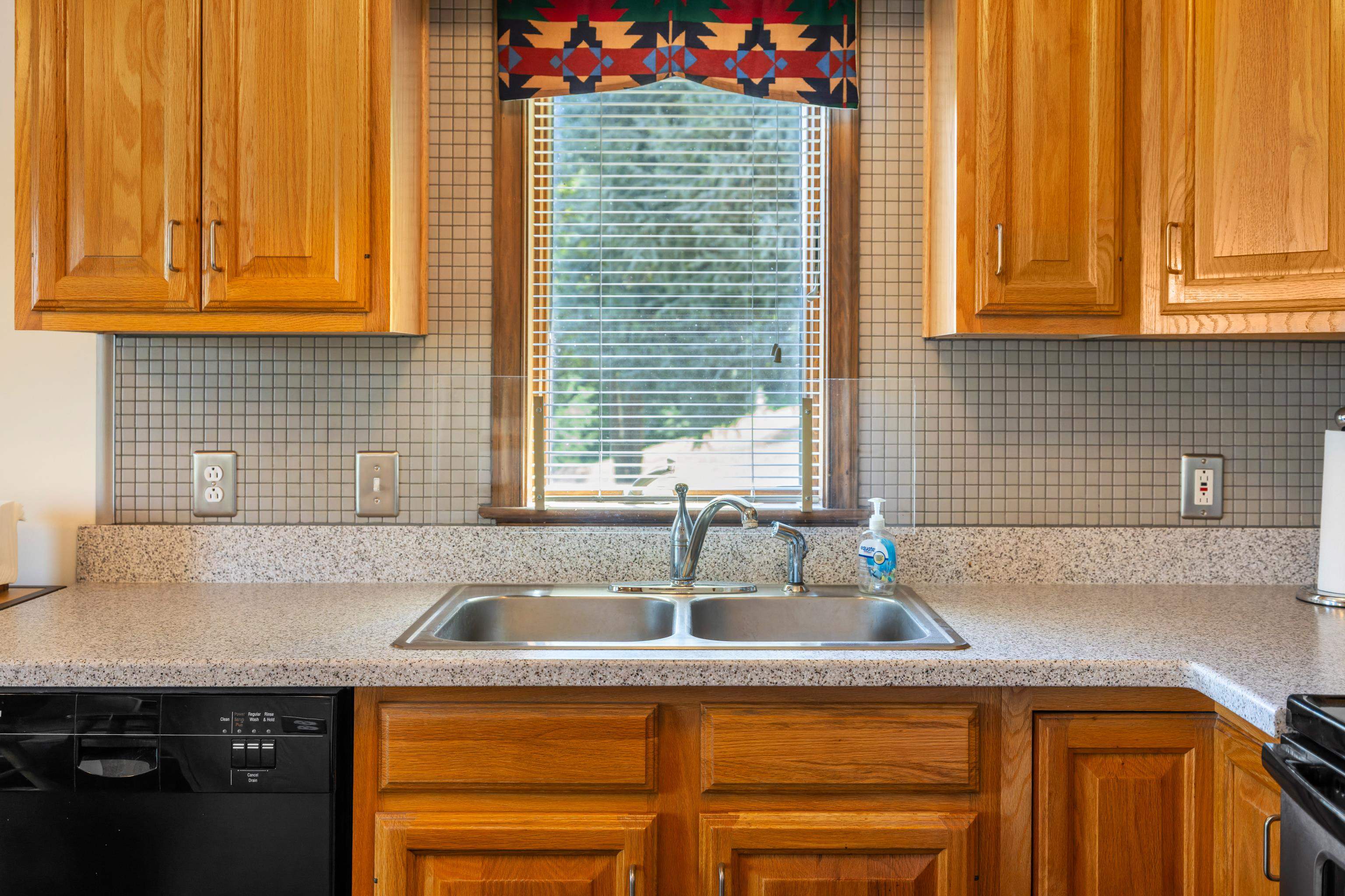 613 DICES SPRING RD, WEYERS CAVE, Virginia 24486, 3 Bedrooms Bedrooms, ,2 BathroomsBathrooms,Residential,613 DICES SPRING RD,666230 MLS # 666230