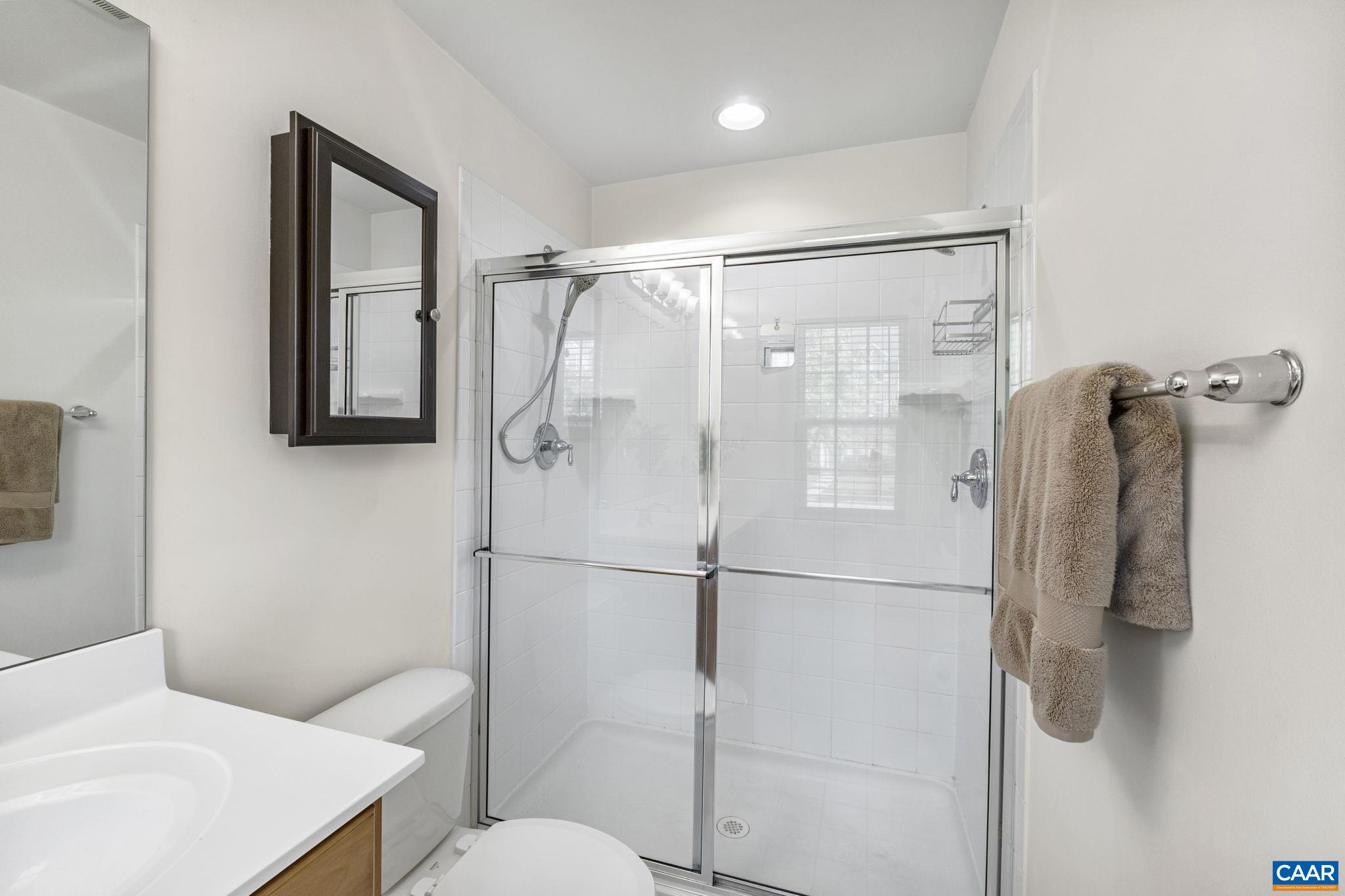 2159 WHISPERING HOLLOW LN, CHARLOTTESVILLE, Virginia 22911, 4 Bedrooms Bedrooms, ,3 BathroomsBathrooms,Residential,2159 WHISPERING HOLLOW LN,666232 MLS # 666232
