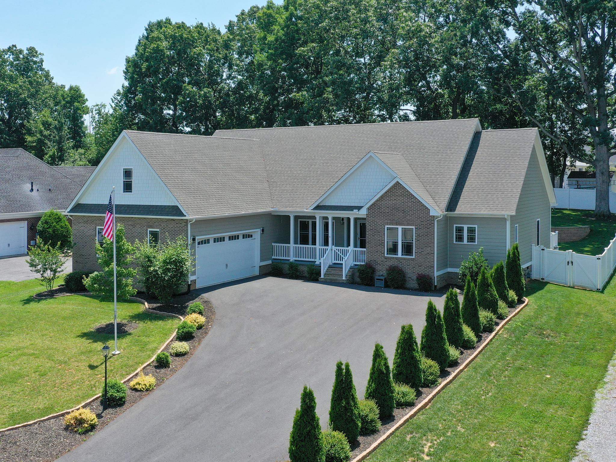 312 STONEWALL DR, WAYNESBORO, Virginia 22980, 4 Bedrooms Bedrooms, ,3 BathroomsBathrooms,Residential,312 STONEWALL DR,666245 MLS # 666245