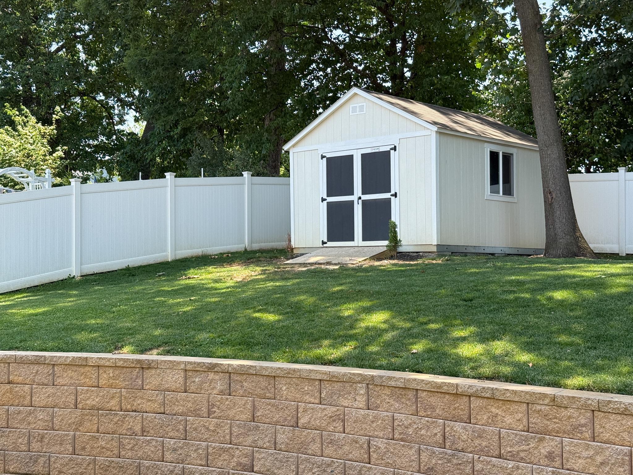 312 STONEWALL DR, WAYNESBORO, Virginia 22980, 4 Bedrooms Bedrooms, ,3 BathroomsBathrooms,Residential,312 STONEWALL DR,666245 MLS # 666245