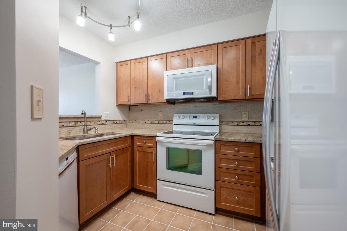 2121 JAMIESON AVE #508, ALEXANDRIA, Virginia 22314, 2 Bedrooms Bedrooms, ,2 BathroomsBathrooms,Residential,For sale,2121 JAMIESON AVE #508,VAAX2045250 MLS # VAAX2045250
