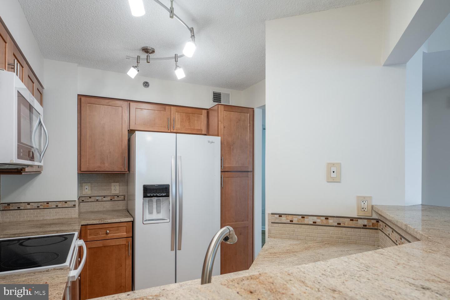 2121 JAMIESON AVE #508, ALEXANDRIA, Virginia 22314, 2 Bedrooms Bedrooms, ,2 BathroomsBathrooms,Residential,For sale,2121 JAMIESON AVE #508,VAAX2045250 MLS # VAAX2045250