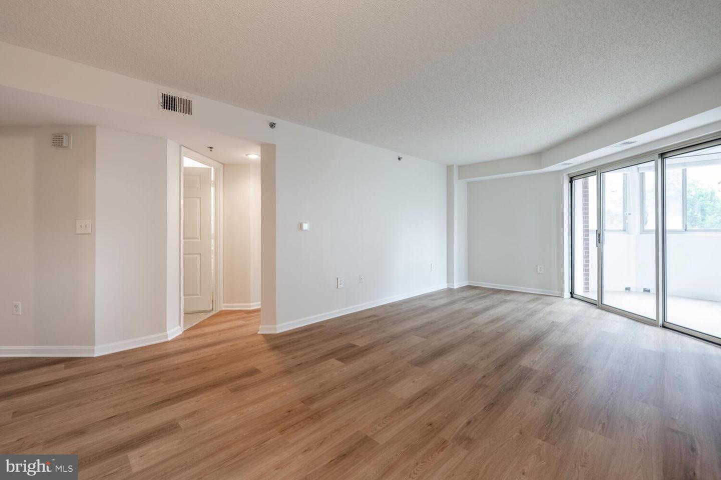 2121 JAMIESON AVE #508, ALEXANDRIA, Virginia 22314, 2 Bedrooms Bedrooms, ,2 BathroomsBathrooms,Residential,For sale,2121 JAMIESON AVE #508,VAAX2045250 MLS # VAAX2045250