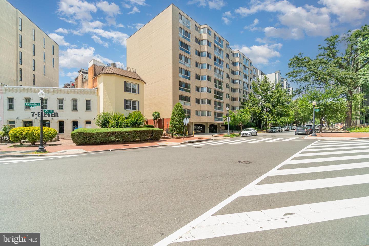 922 24TH ST NW #313, WASHINGTON, District Of Columbia 20037, 1 Bedroom Bedrooms, ,1 BathroomBathrooms,Residential,For sale,922 24TH ST NW #313,DCDC2200958 MLS # DCDC2200958
