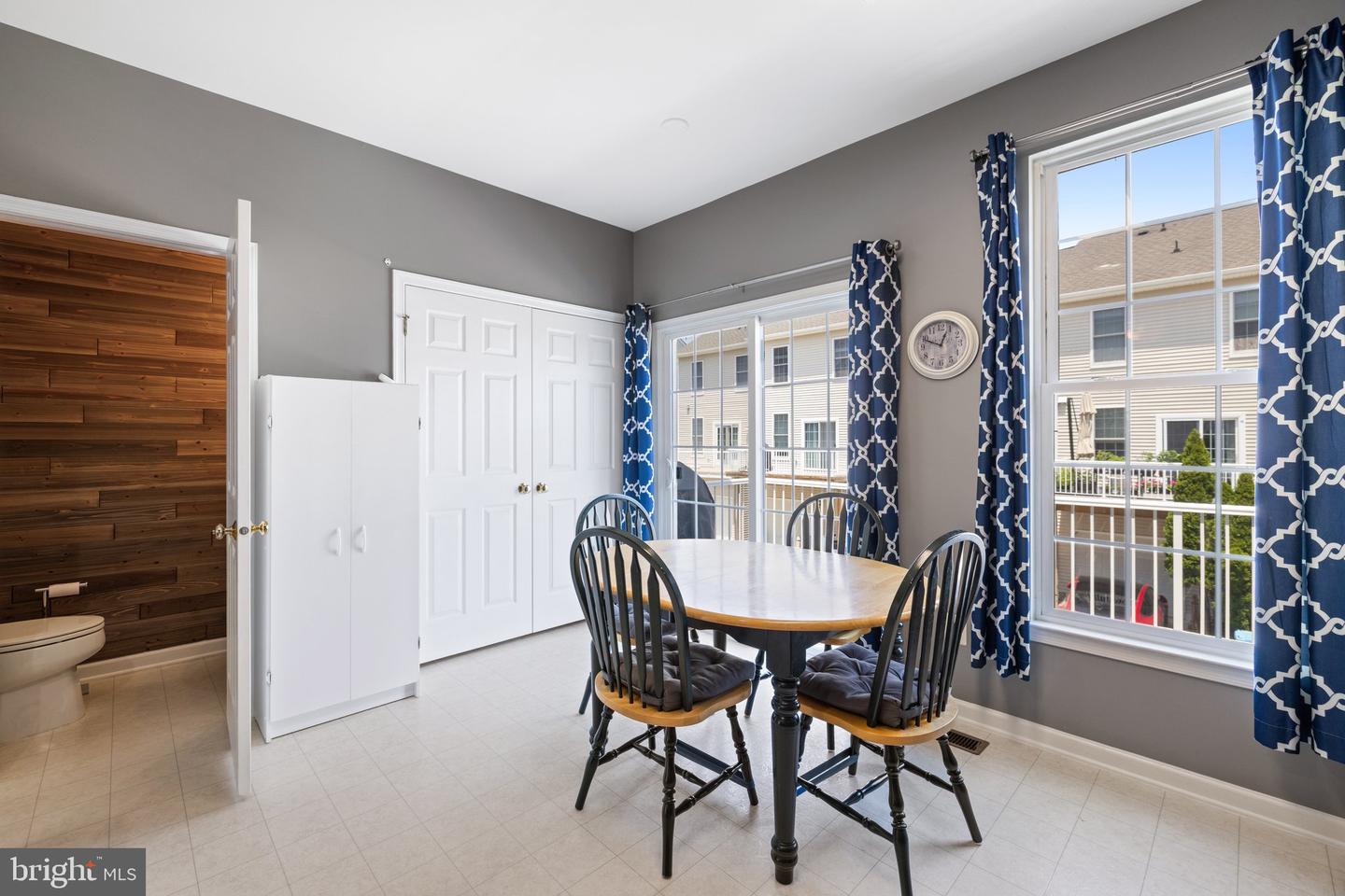 42810 FLANNIGAN TER, CHANTILLY, Virginia 20152, 4 Bedrooms Bedrooms, ,2 BathroomsBathrooms,Residential,For sale,42810 FLANNIGAN TER,VALO2096690 MLS # VALO2096690