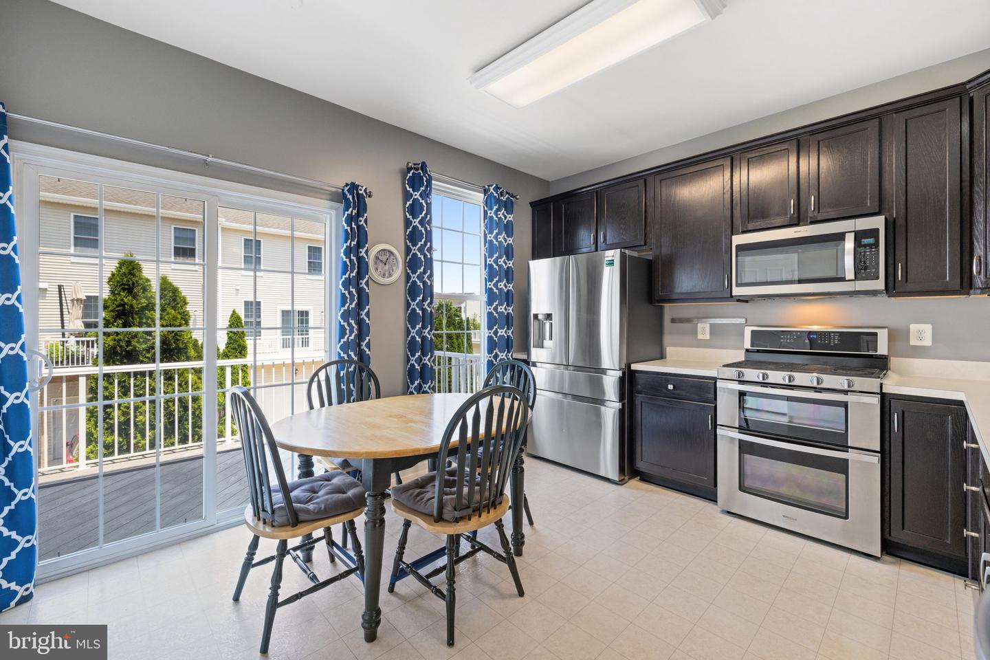 42810 FLANNIGAN TER, CHANTILLY, Virginia 20152, 4 Bedrooms Bedrooms, ,2 BathroomsBathrooms,Residential,For sale,42810 FLANNIGAN TER,VALO2096690 MLS # VALO2096690