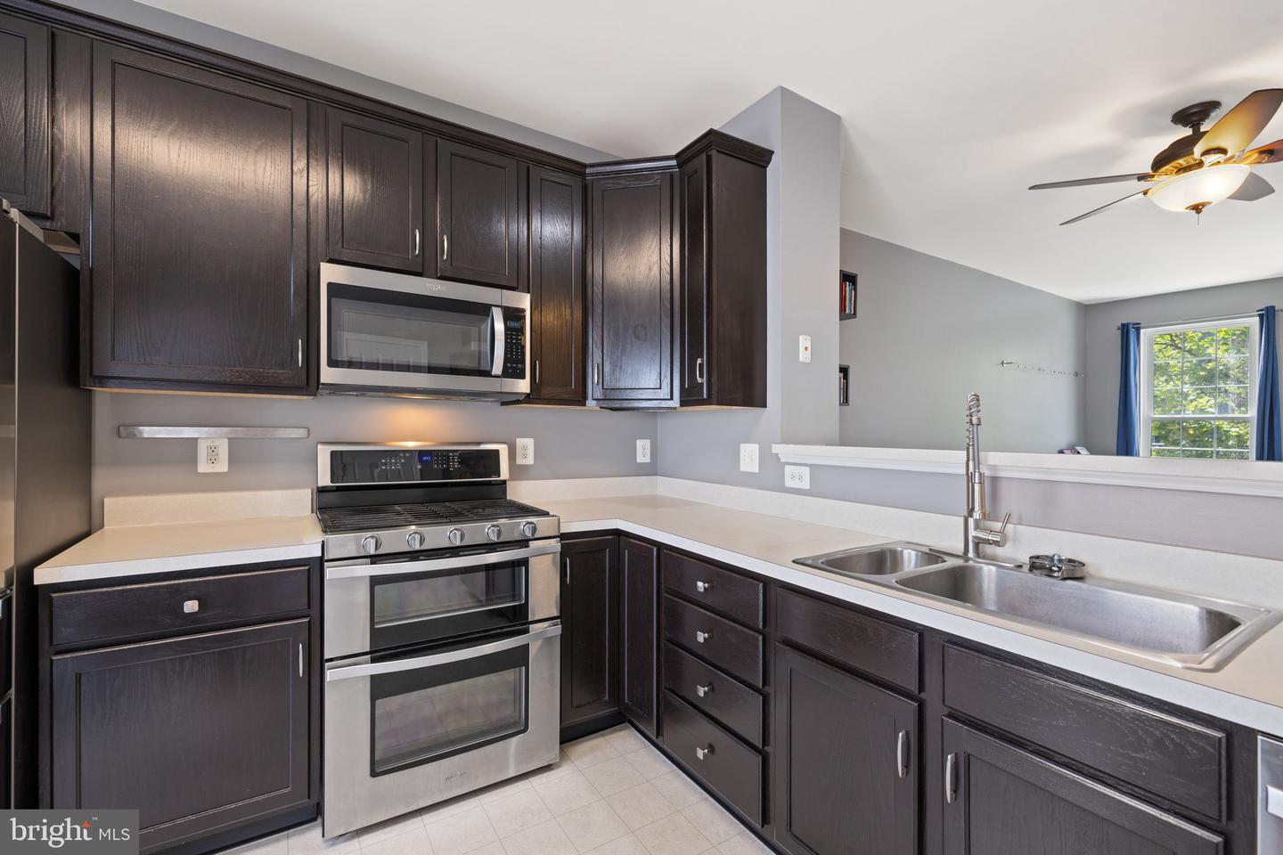 42810 FLANNIGAN TER, CHANTILLY, Virginia 20152, 4 Bedrooms Bedrooms, ,2 BathroomsBathrooms,Residential,For sale,42810 FLANNIGAN TER,VALO2096690 MLS # VALO2096690