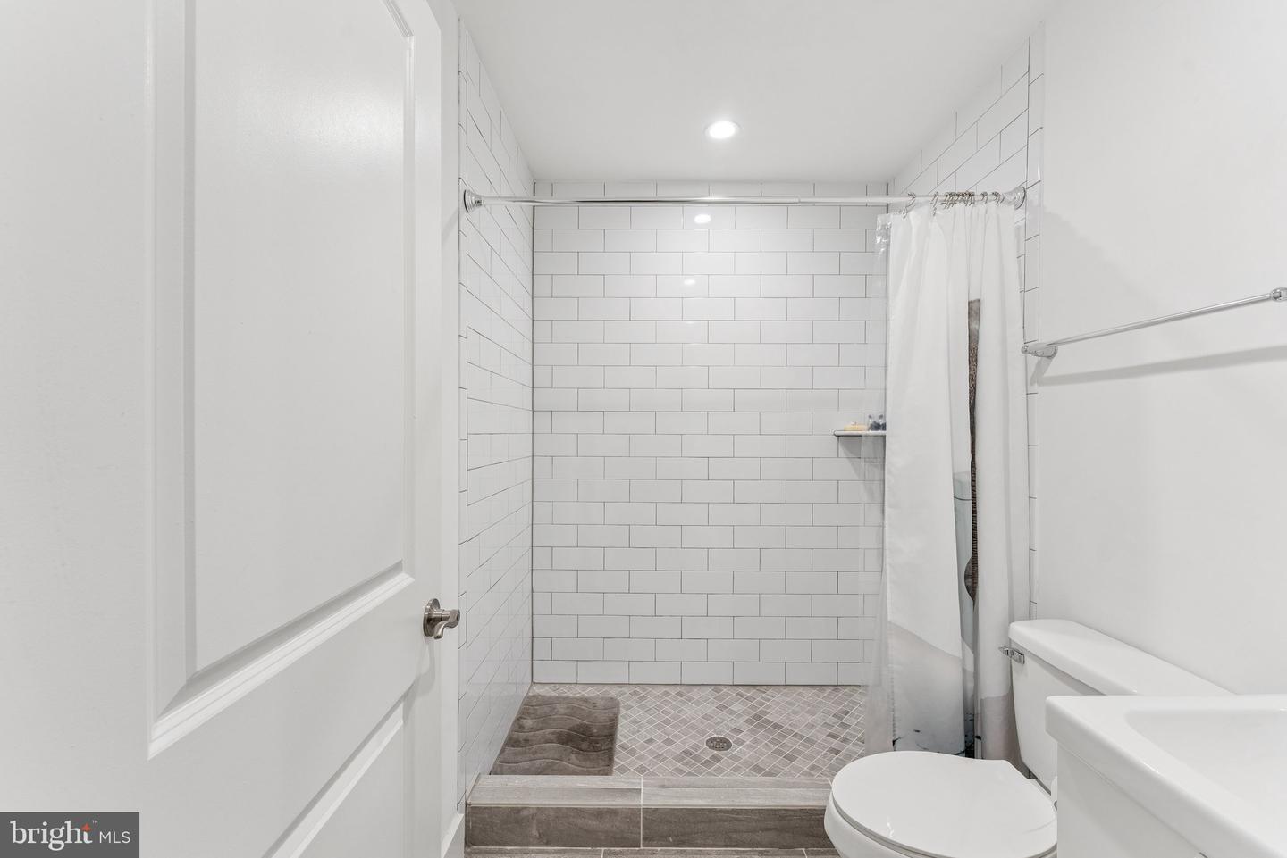 1510 MONTELLO AVE NE, WASHINGTON, District Of Columbia 20002, 3 Bedrooms Bedrooms, ,3 BathroomsBathrooms,Residential,For sale,1510 MONTELLO AVE NE,DCDC2201660 MLS # DCDC2201660