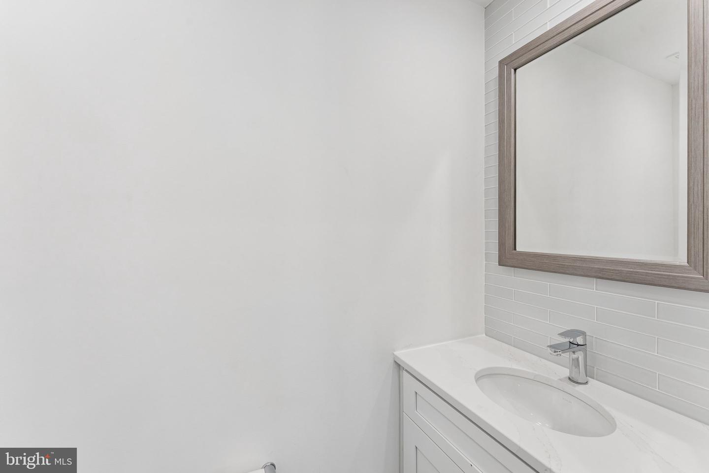 1510 MONTELLO AVE NE, WASHINGTON, District Of Columbia 20002, 3 Bedrooms Bedrooms, ,3 BathroomsBathrooms,Residential,For sale,1510 MONTELLO AVE NE,DCDC2201660 MLS # DCDC2201660