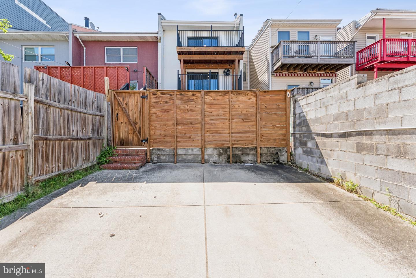 1510 MONTELLO AVE NE, WASHINGTON, District Of Columbia 20002, 3 Bedrooms Bedrooms, ,3 BathroomsBathrooms,Residential,For sale,1510 MONTELLO AVE NE,DCDC2201660 MLS # DCDC2201660