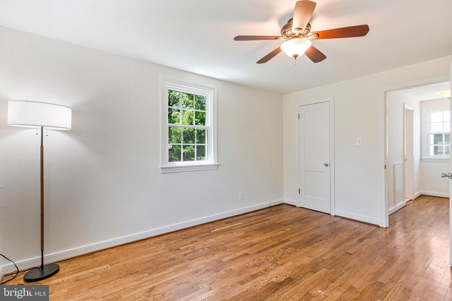 970 N LONGFELLOW ST, ARLINGTON, Virginia 22205, 3 Bedrooms Bedrooms, ,2 BathroomsBathrooms,Residential,For sale,970 N LONGFELLOW ST,VAAR2057934 MLS # VAAR2057934