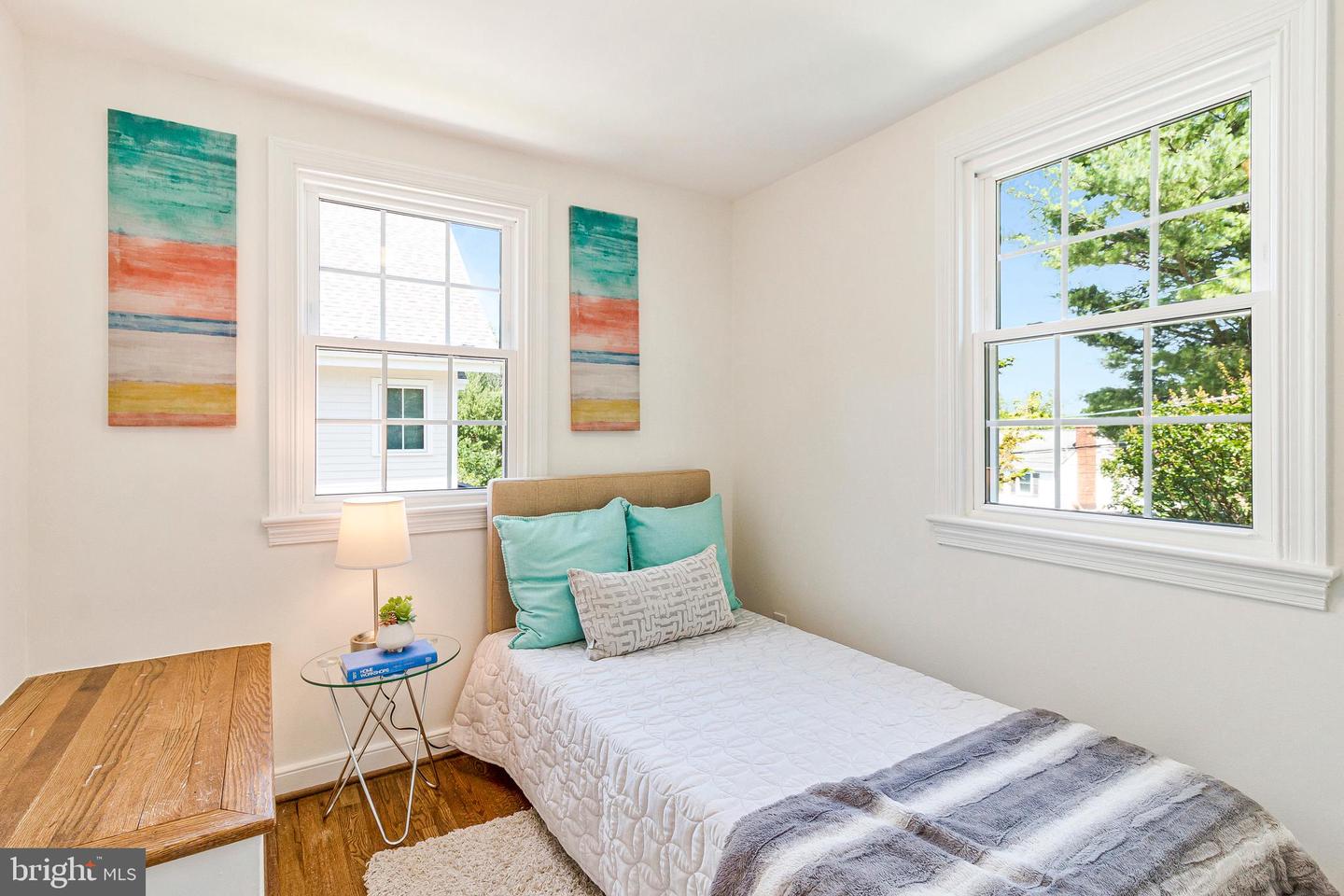 970 N LONGFELLOW ST, ARLINGTON, Virginia 22205, 3 Bedrooms Bedrooms, ,2 BathroomsBathrooms,Residential,For sale,970 N LONGFELLOW ST,VAAR2057934 MLS # VAAR2057934