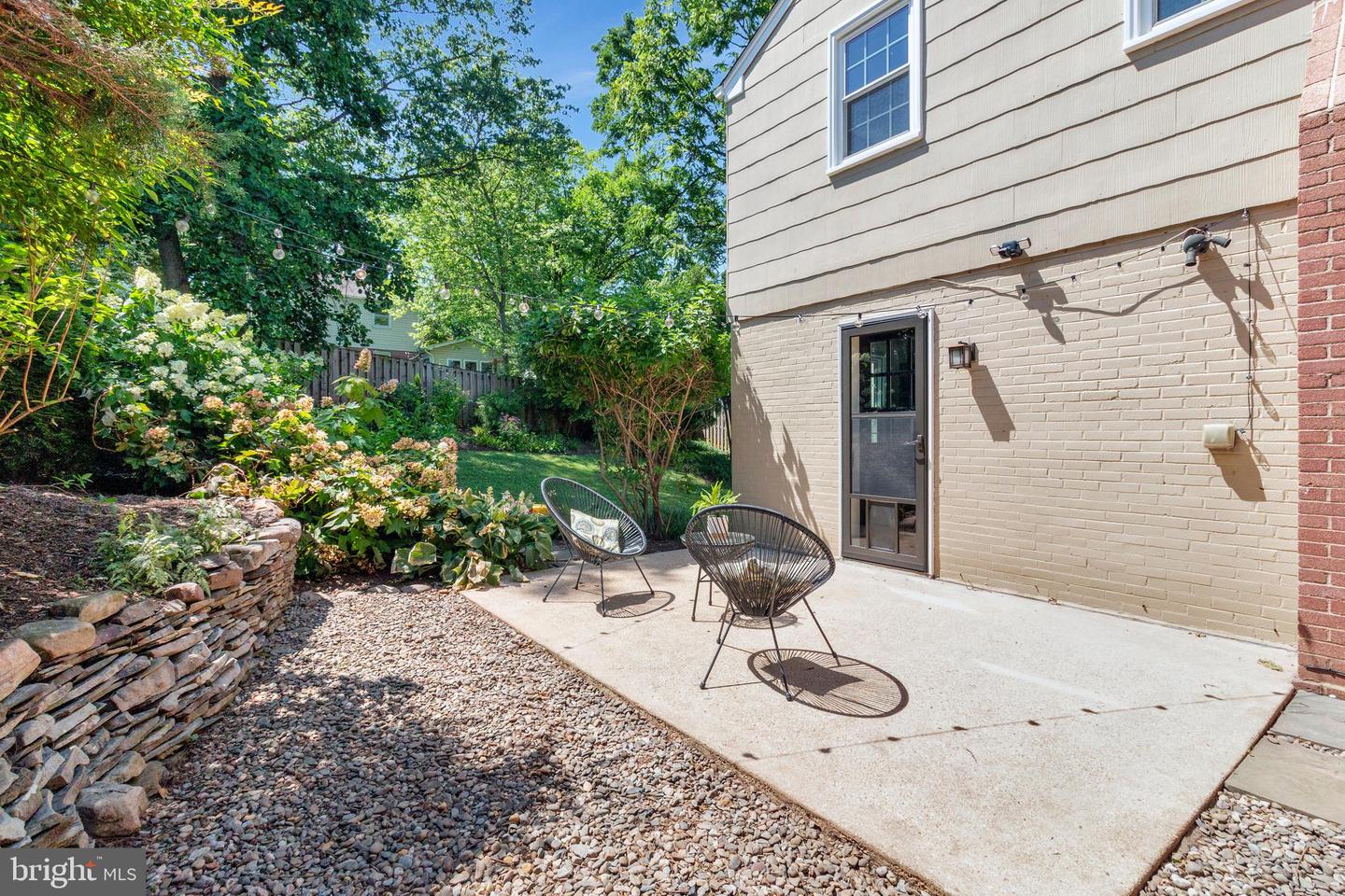 970 N LONGFELLOW ST, ARLINGTON, Virginia 22205, 3 Bedrooms Bedrooms, ,2 BathroomsBathrooms,Residential,For sale,970 N LONGFELLOW ST,VAAR2057934 MLS # VAAR2057934