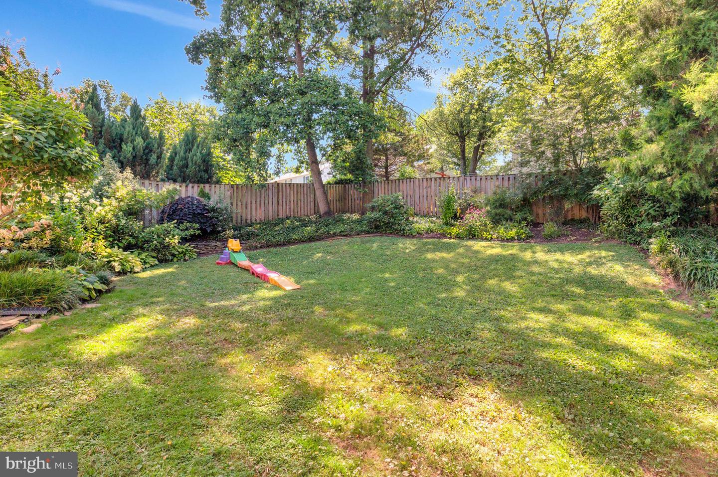 970 N LONGFELLOW ST, ARLINGTON, Virginia 22205, 3 Bedrooms Bedrooms, ,2 BathroomsBathrooms,Residential,For sale,970 N LONGFELLOW ST,VAAR2057934 MLS # VAAR2057934