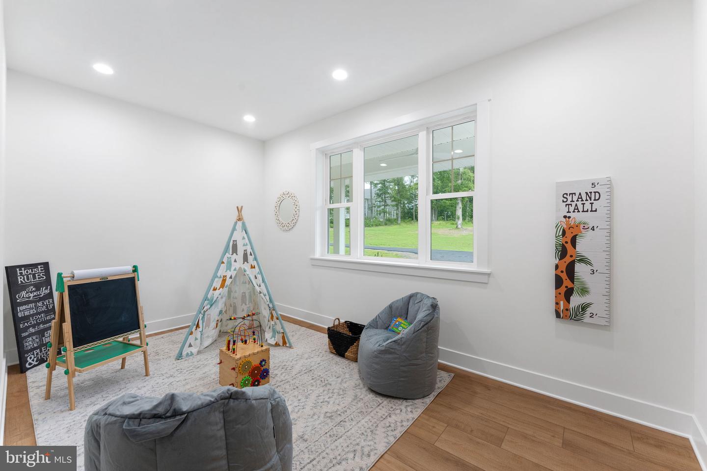 15020 STONEGATE PL, NOKESVILLE, Virginia 20181, 5 Bedrooms Bedrooms, ,4 BathroomsBathrooms,Residential,For sale,15020 STONEGATE PL,VAPW2095220 MLS # VAPW2095220