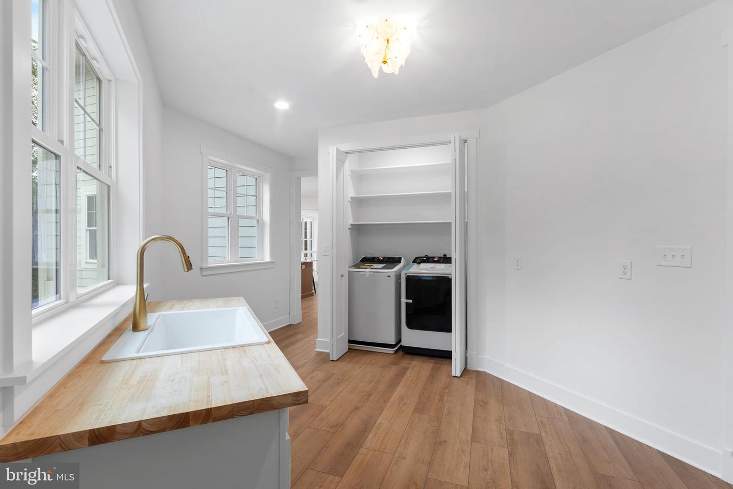 15020 STONEGATE PL, NOKESVILLE, Virginia 20181, 5 Bedrooms Bedrooms, ,4 BathroomsBathrooms,Residential,For sale,15020 STONEGATE PL,VAPW2095220 MLS # VAPW2095220