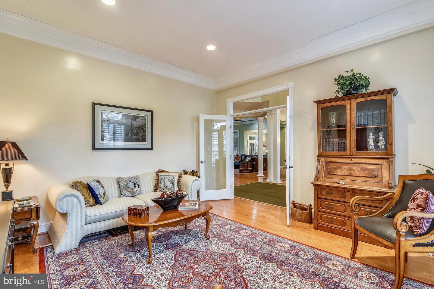 2017 WOODFORD RD, VIENNA, Virginia 22182, 5 Bedrooms Bedrooms, ,5 BathroomsBathrooms,Residential,For sale,2017 WOODFORD RD,VAFX2242374 MLS # VAFX2242374