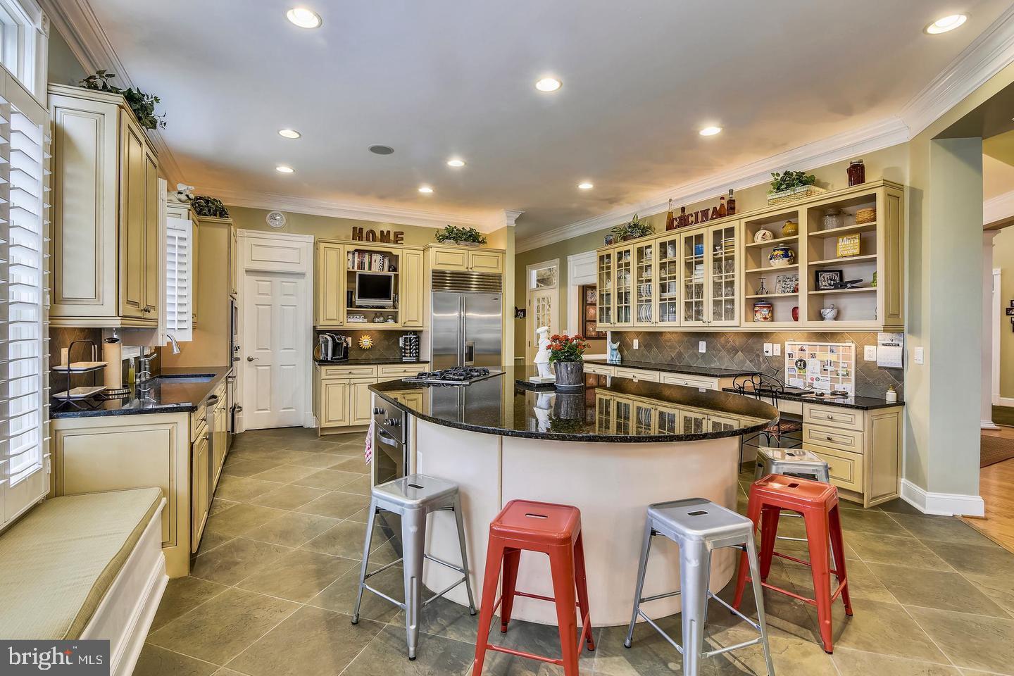 2017 WOODFORD RD, VIENNA, Virginia 22182, 5 Bedrooms Bedrooms, ,5 BathroomsBathrooms,Residential,For sale,2017 WOODFORD RD,VAFX2242374 MLS # VAFX2242374