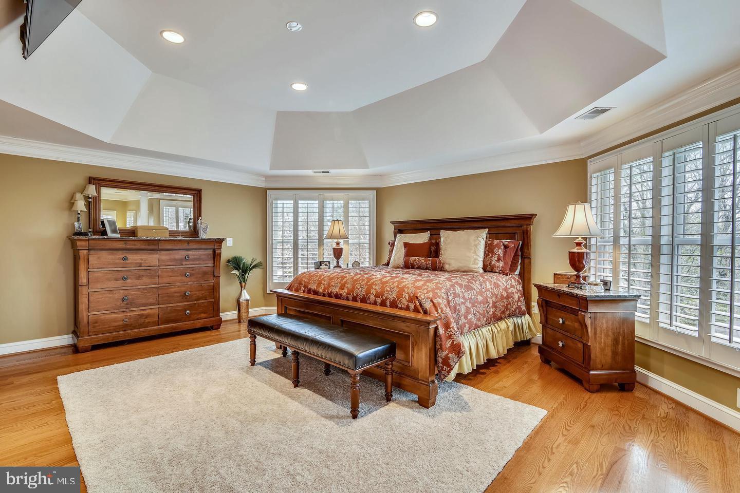 2017 WOODFORD RD, VIENNA, Virginia 22182, 5 Bedrooms Bedrooms, ,5 BathroomsBathrooms,Residential,For sale,2017 WOODFORD RD,VAFX2242374 MLS # VAFX2242374