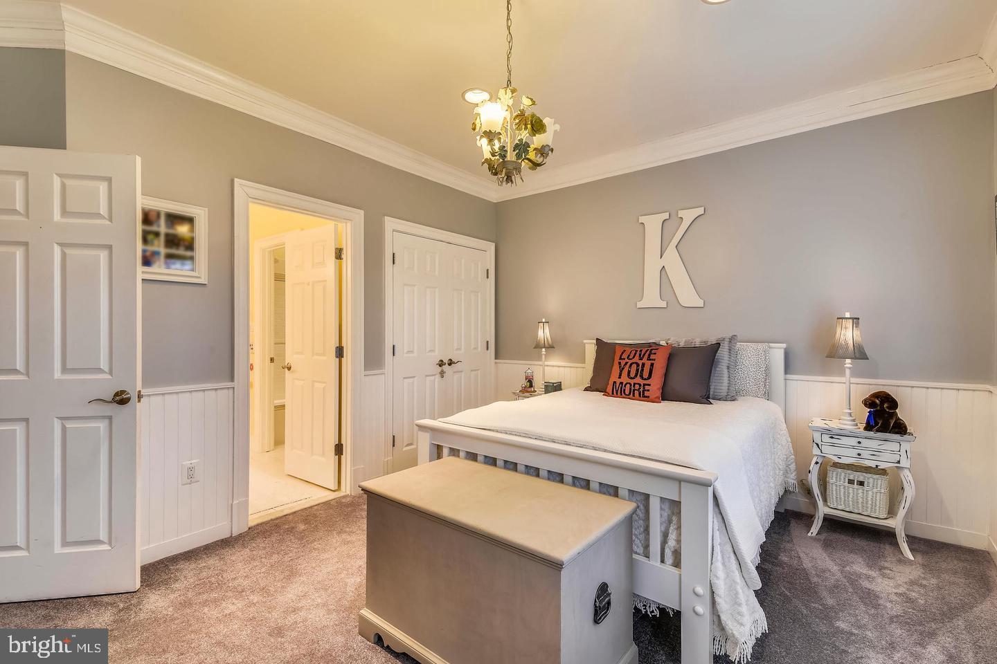 2017 WOODFORD RD, VIENNA, Virginia 22182, 5 Bedrooms Bedrooms, ,5 BathroomsBathrooms,Residential,For sale,2017 WOODFORD RD,VAFX2242374 MLS # VAFX2242374