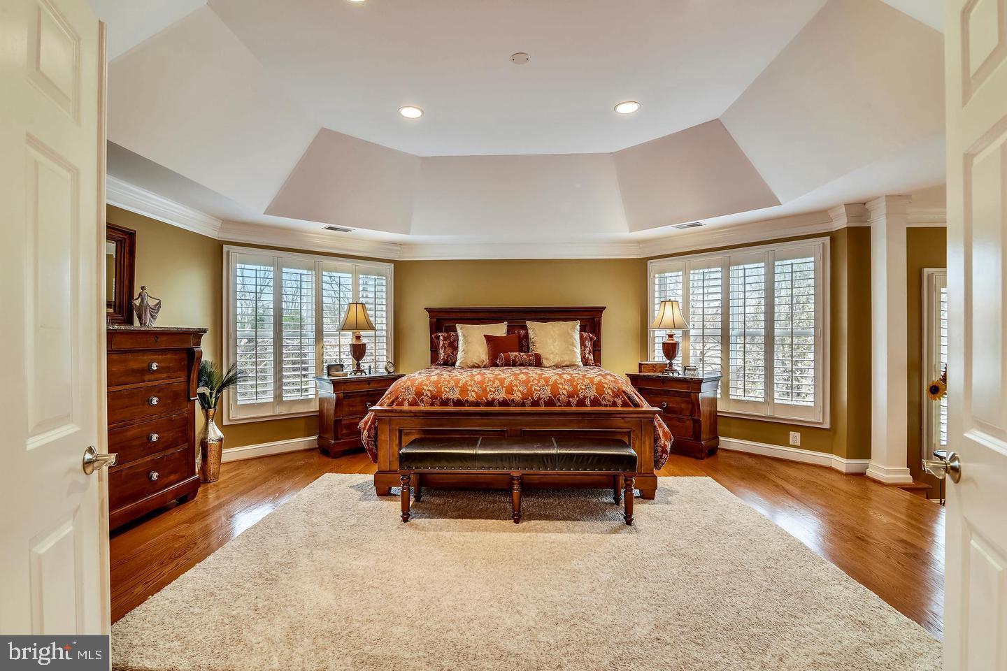 2017 WOODFORD RD, VIENNA, Virginia 22182, 5 Bedrooms Bedrooms, ,5 BathroomsBathrooms,Residential,For sale,2017 WOODFORD RD,VAFX2242374 MLS # VAFX2242374