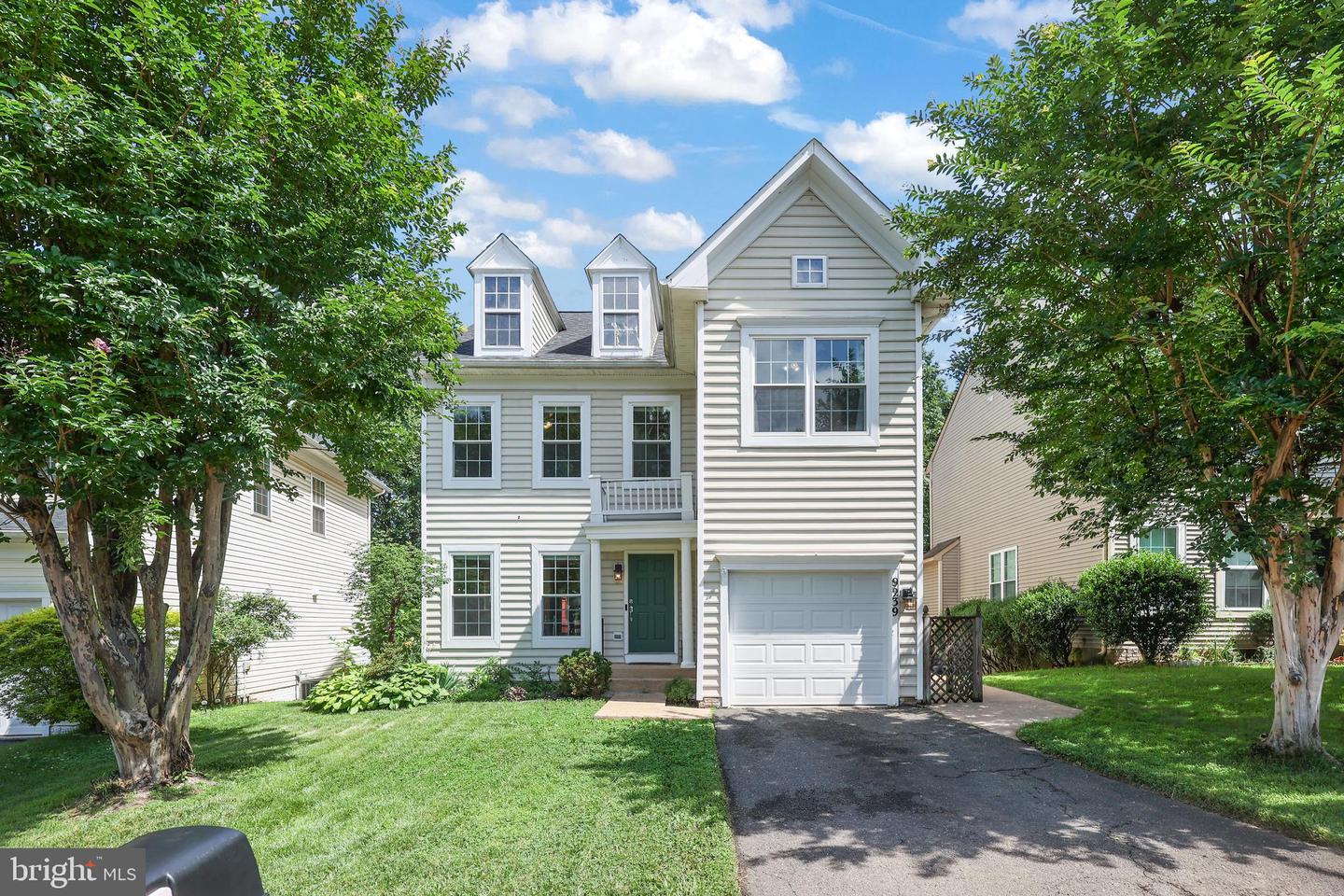 9239 GREENSHIRE DR, MANASSAS PARK, Virginia 20111, 4 Bedrooms Bedrooms, ,3 BathroomsBathrooms,Residential,For sale,9239 GREENSHIRE DR,VAMP2003054 MLS # VAMP2003054