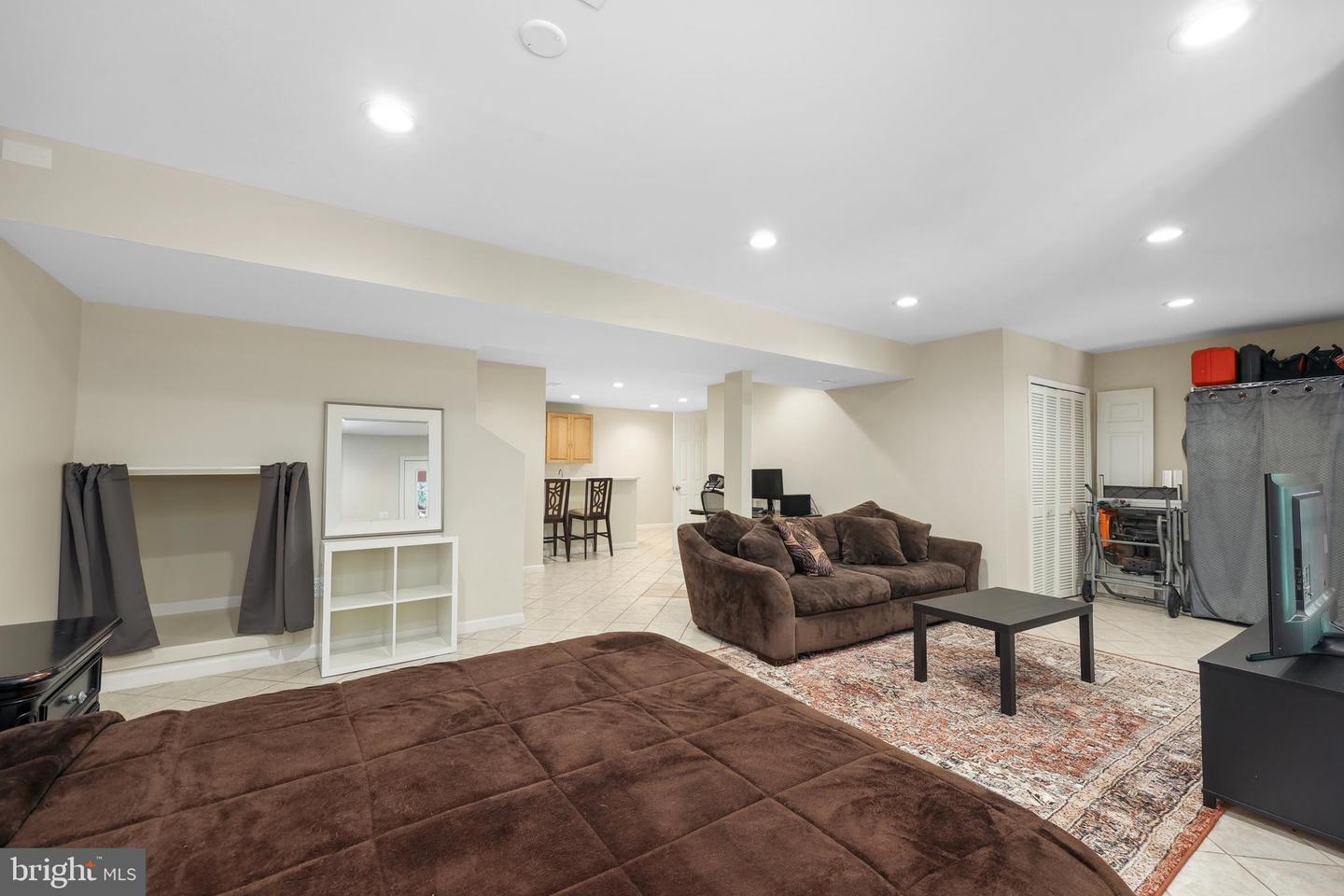 9239 GREENSHIRE DR, MANASSAS PARK, Virginia 20111, 4 Bedrooms Bedrooms, ,3 BathroomsBathrooms,Residential,For sale,9239 GREENSHIRE DR,VAMP2003054 MLS # VAMP2003054