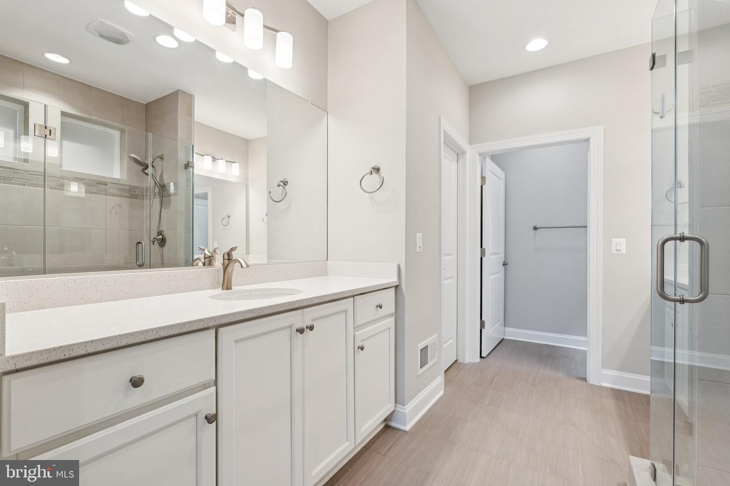 123 MALLARD DR, LAKE FREDERICK, Virginia 22630, 2 Bedrooms Bedrooms, ,2 BathroomsBathrooms,Residential,For sale,123 MALLARD DR,VAFV2034428 MLS # VAFV2034428