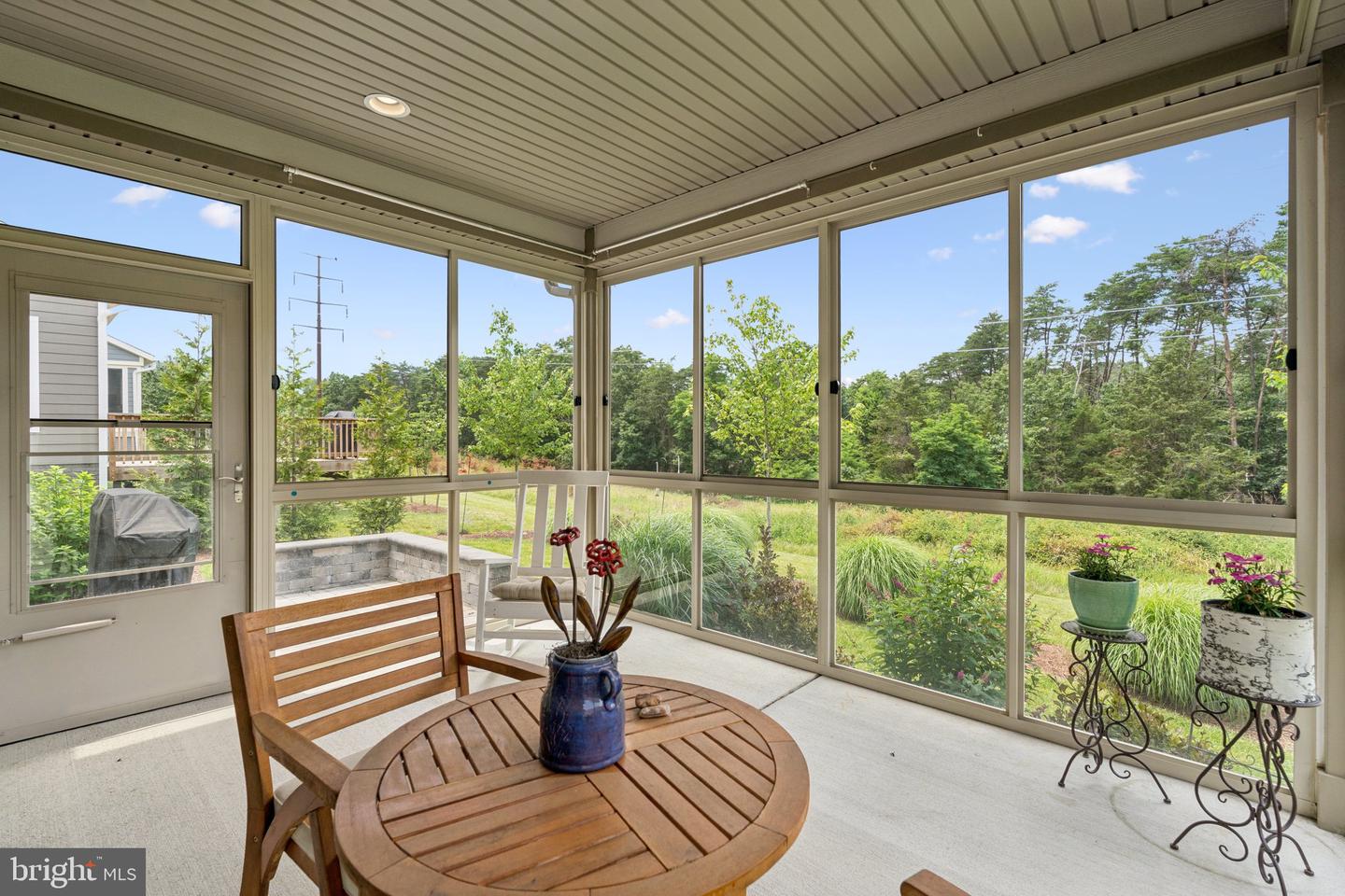 123 MALLARD DR, LAKE FREDERICK, Virginia 22630, 2 Bedrooms Bedrooms, ,2 BathroomsBathrooms,Residential,For sale,123 MALLARD DR,VAFV2034428 MLS # VAFV2034428