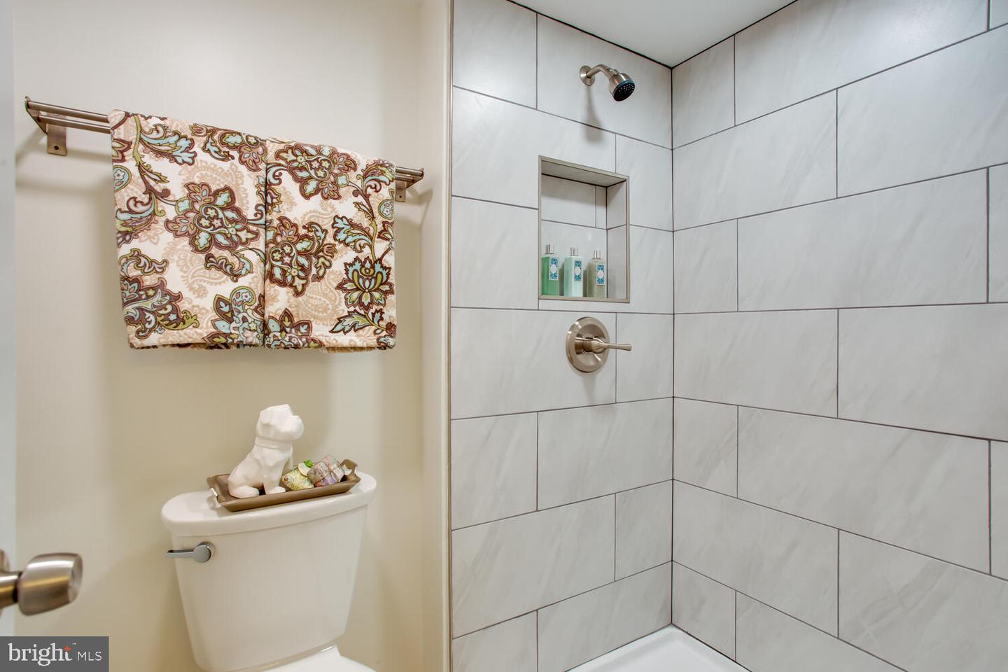 11729 LEDURA CT #202, RESTON, Virginia 20191, 3 Bedrooms Bedrooms, ,2 BathroomsBathrooms,Residential,For sale,11729 LEDURA CT #202,VAFX2243404 MLS # VAFX2243404