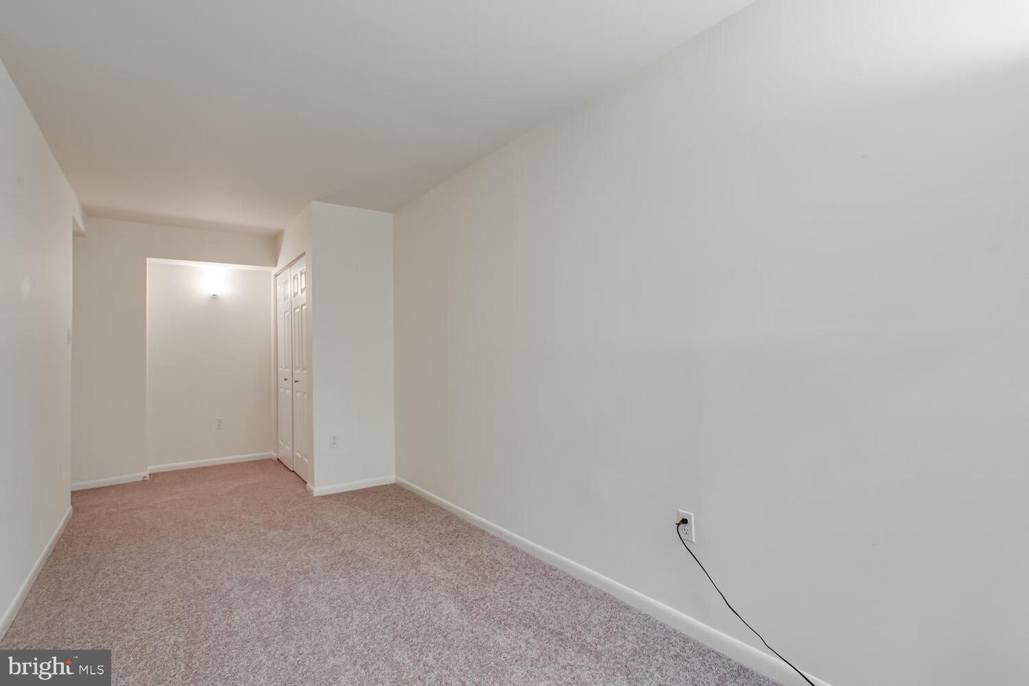 11729 LEDURA CT #202, RESTON, Virginia 20191, 3 Bedrooms Bedrooms, ,2 BathroomsBathrooms,Residential,For sale,11729 LEDURA CT #202,VAFX2243404 MLS # VAFX2243404