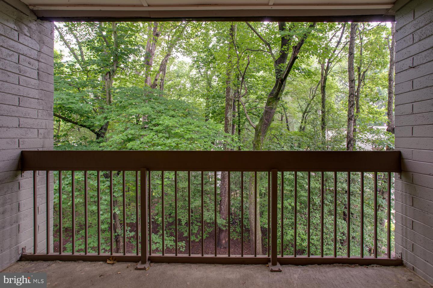11729 LEDURA CT #202, RESTON, Virginia 20191, 3 Bedrooms Bedrooms, ,2 BathroomsBathrooms,Residential,For sale,11729 LEDURA CT #202,VAFX2243404 MLS # VAFX2243404
