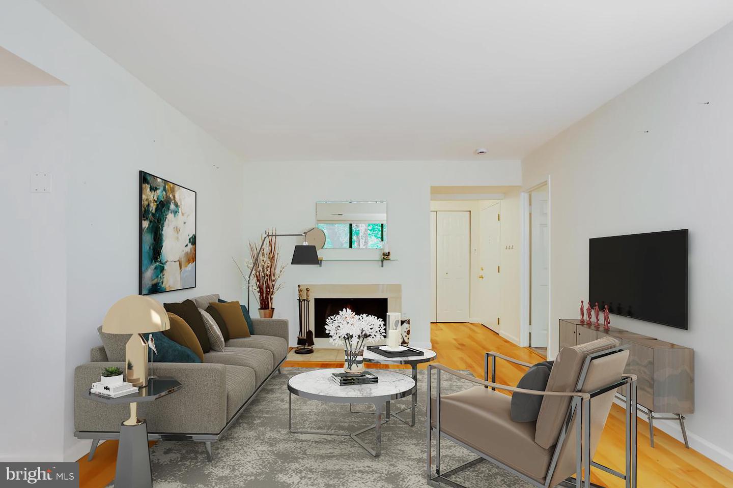 11729 LEDURA CT #202, RESTON, Virginia 20191, 3 Bedrooms Bedrooms, ,2 BathroomsBathrooms,Residential,For sale,11729 LEDURA CT #202,VAFX2243404 MLS # VAFX2243404