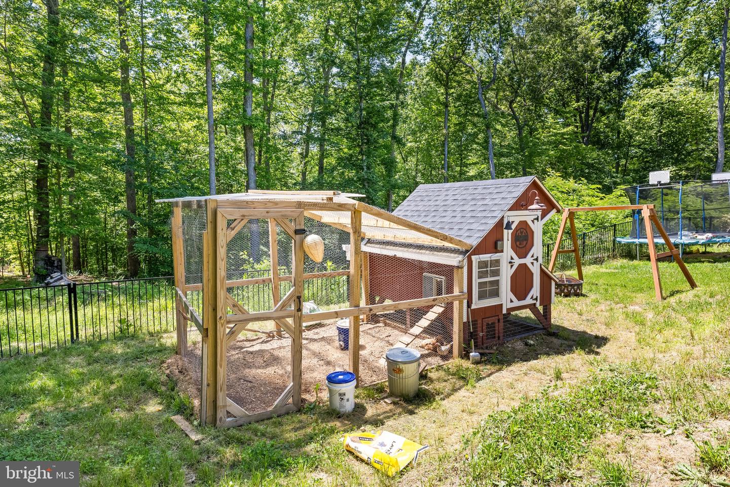 2225 CAMP GEARY LN, STAFFORD, Virginia 22554, 5 Bedrooms Bedrooms, ,4 BathroomsBathrooms,Residential,For sale,2225 CAMP GEARY LN,VAST2039308 MLS # VAST2039308