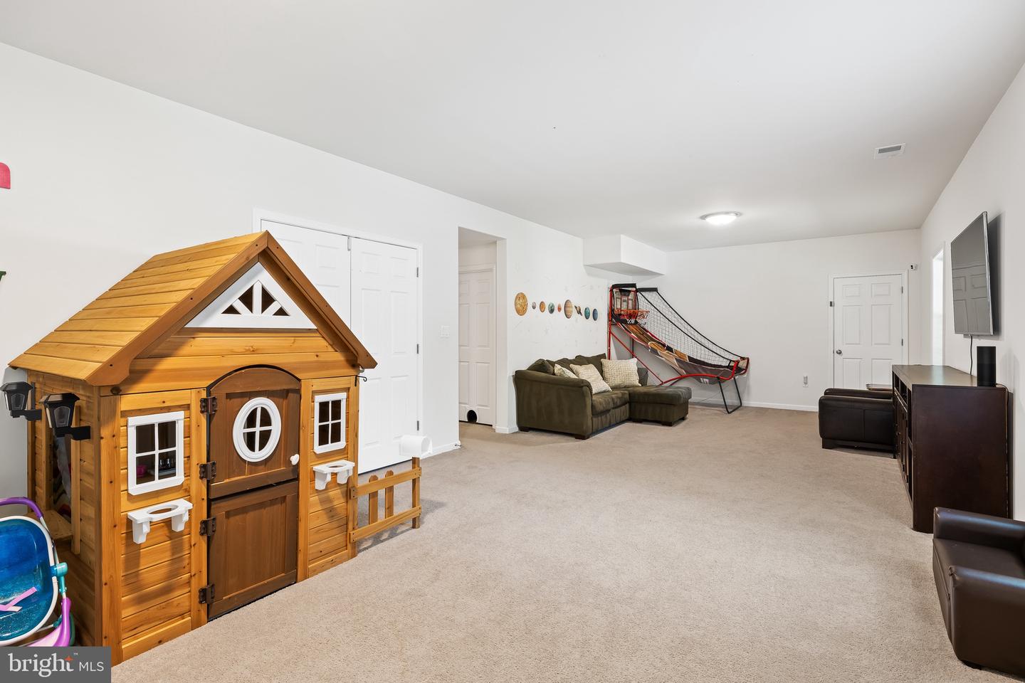 2225 CAMP GEARY LN, STAFFORD, Virginia 22554, 5 Bedrooms Bedrooms, ,4 BathroomsBathrooms,Residential,For sale,2225 CAMP GEARY LN,VAST2039308 MLS # VAST2039308
