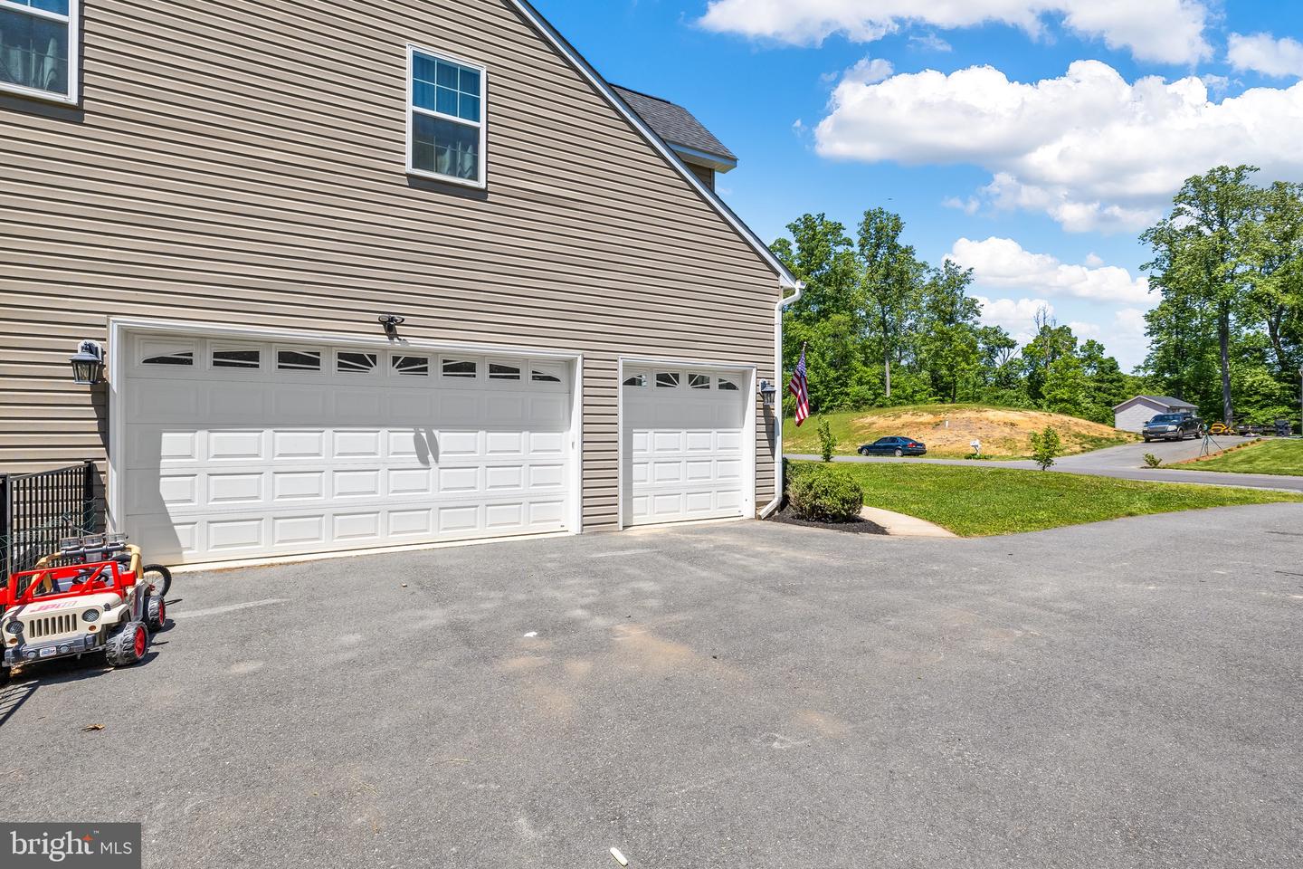 2225 CAMP GEARY LN, STAFFORD, Virginia 22554, 5 Bedrooms Bedrooms, ,4 BathroomsBathrooms,Residential,For sale,2225 CAMP GEARY LN,VAST2039308 MLS # VAST2039308