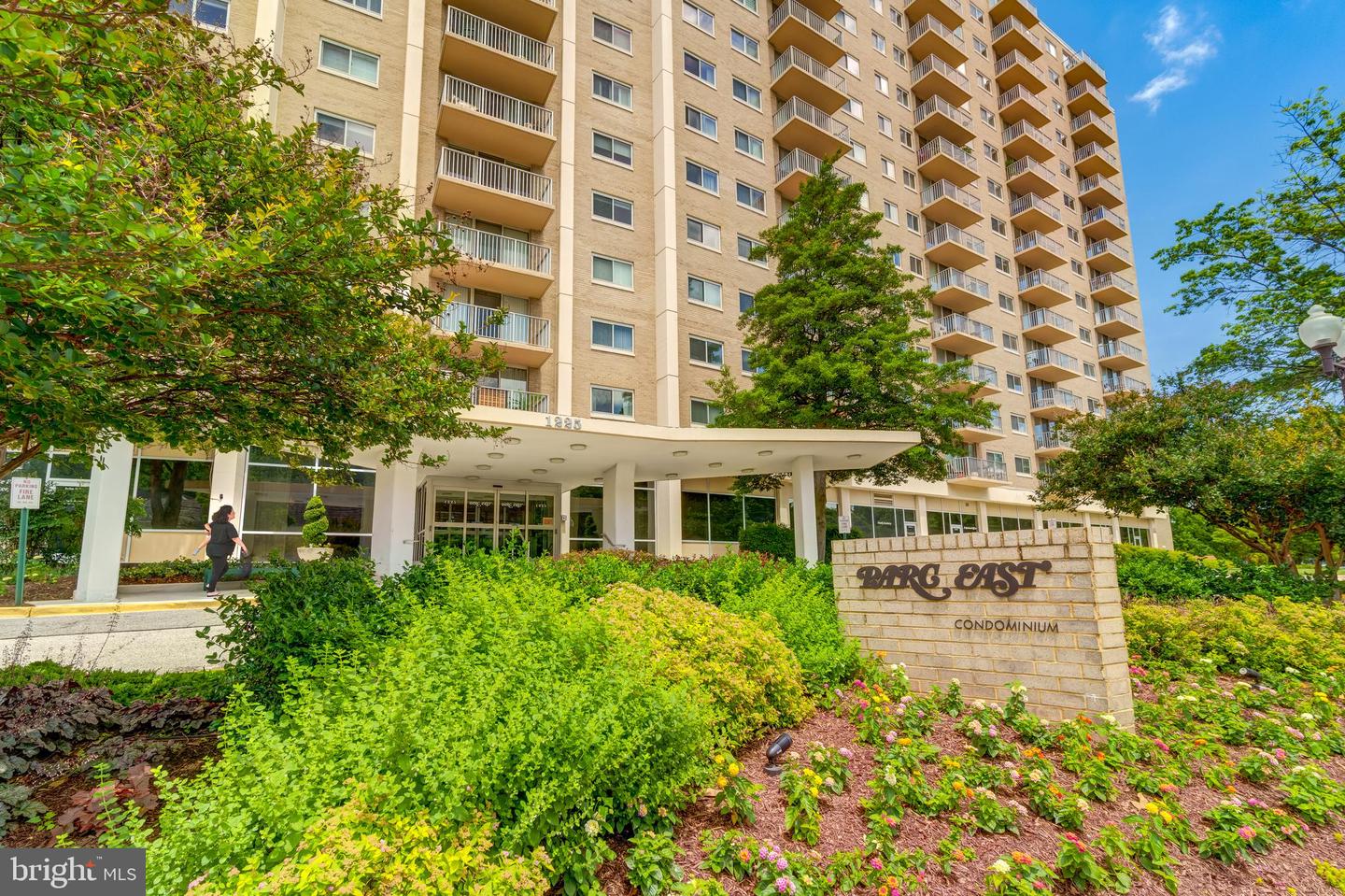 1225 MARTHA CUSTIS DR #1210, ALEXANDRIA, Virginia 22302, 1 Bedroom Bedrooms, ,1 BathroomBathrooms,Residential,For sale,1225 MARTHA CUSTIS DR #1210,VAAX2045888 MLS # VAAX2045888
