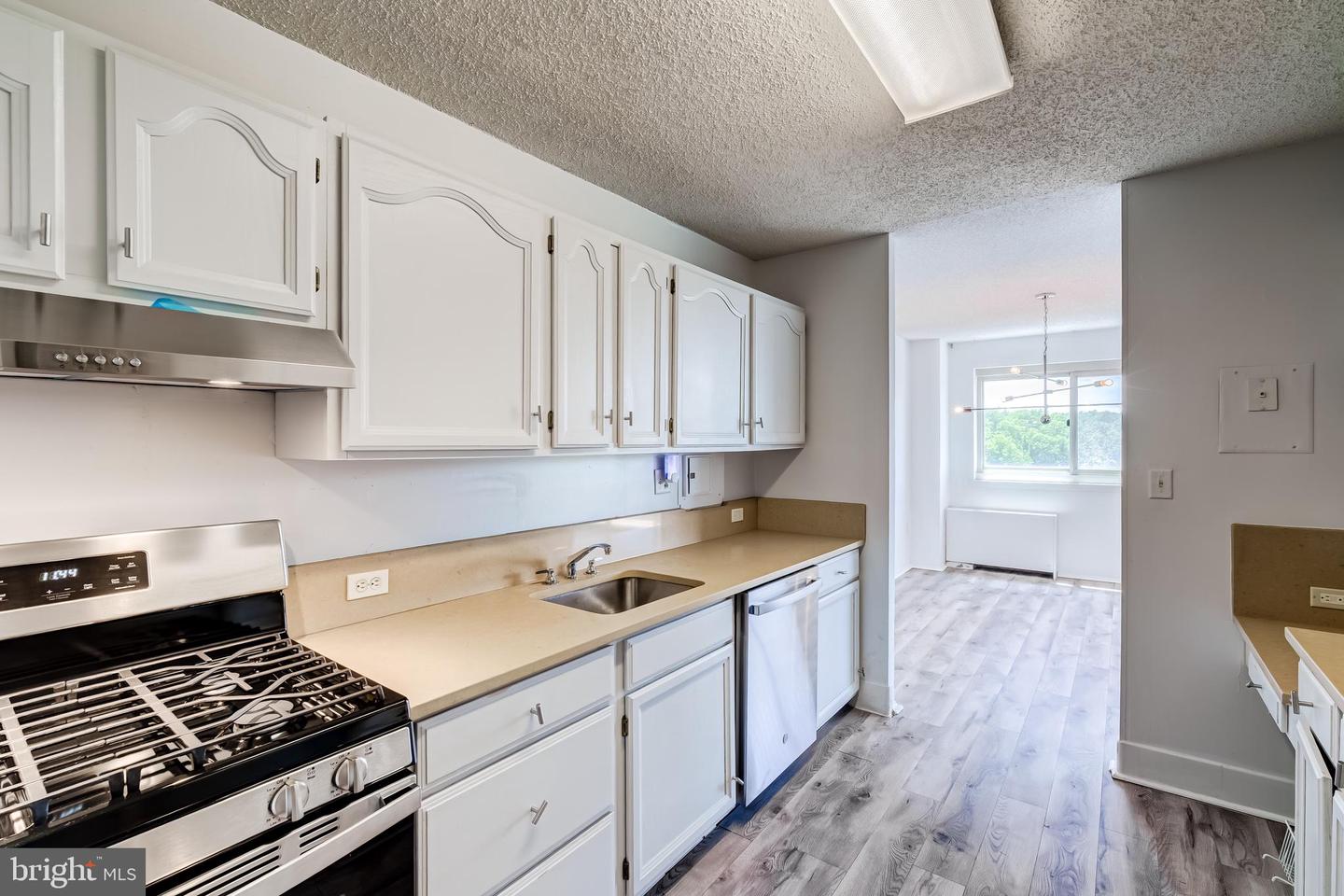 1225 MARTHA CUSTIS DR #1210, ALEXANDRIA, Virginia 22302, 1 Bedroom Bedrooms, ,1 BathroomBathrooms,Residential,For sale,1225 MARTHA CUSTIS DR #1210,VAAX2045888 MLS # VAAX2045888