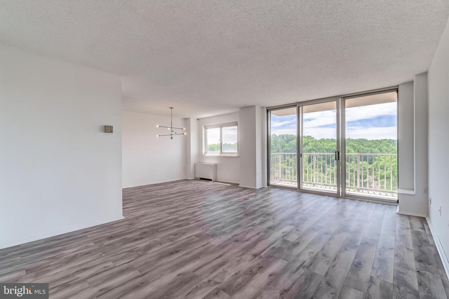 1225 MARTHA CUSTIS DR #1210, ALEXANDRIA, Virginia 22302, 1 Bedroom Bedrooms, ,1 BathroomBathrooms,Residential,For sale,1225 MARTHA CUSTIS DR #1210,VAAX2045888 MLS # VAAX2045888