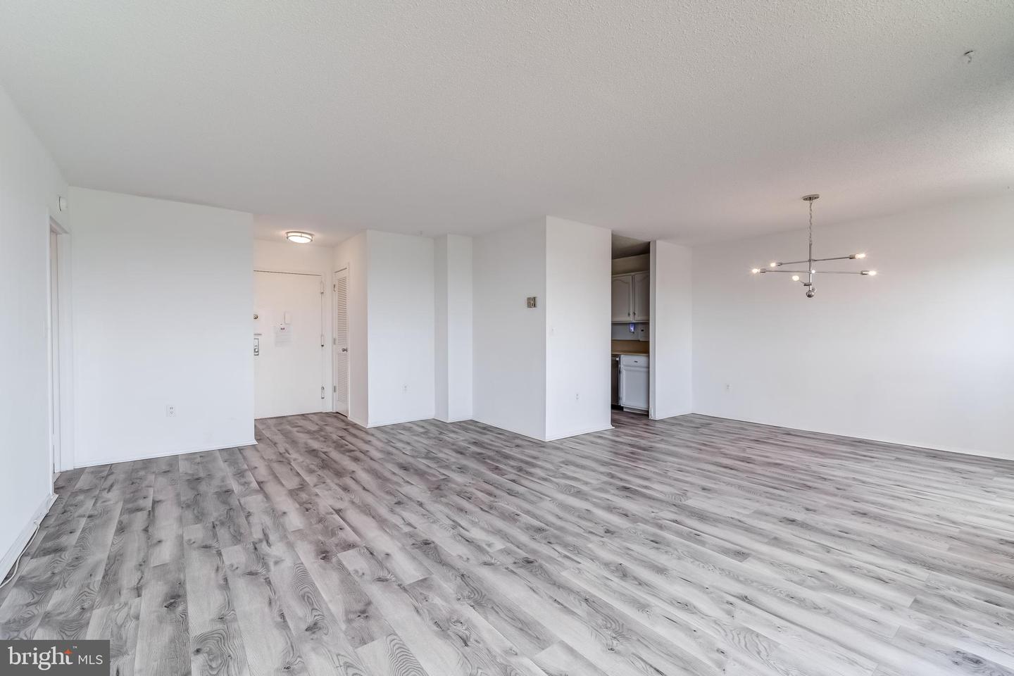 1225 MARTHA CUSTIS DR #1210, ALEXANDRIA, Virginia 22302, 1 Bedroom Bedrooms, ,1 BathroomBathrooms,Residential,For sale,1225 MARTHA CUSTIS DR #1210,VAAX2045888 MLS # VAAX2045888