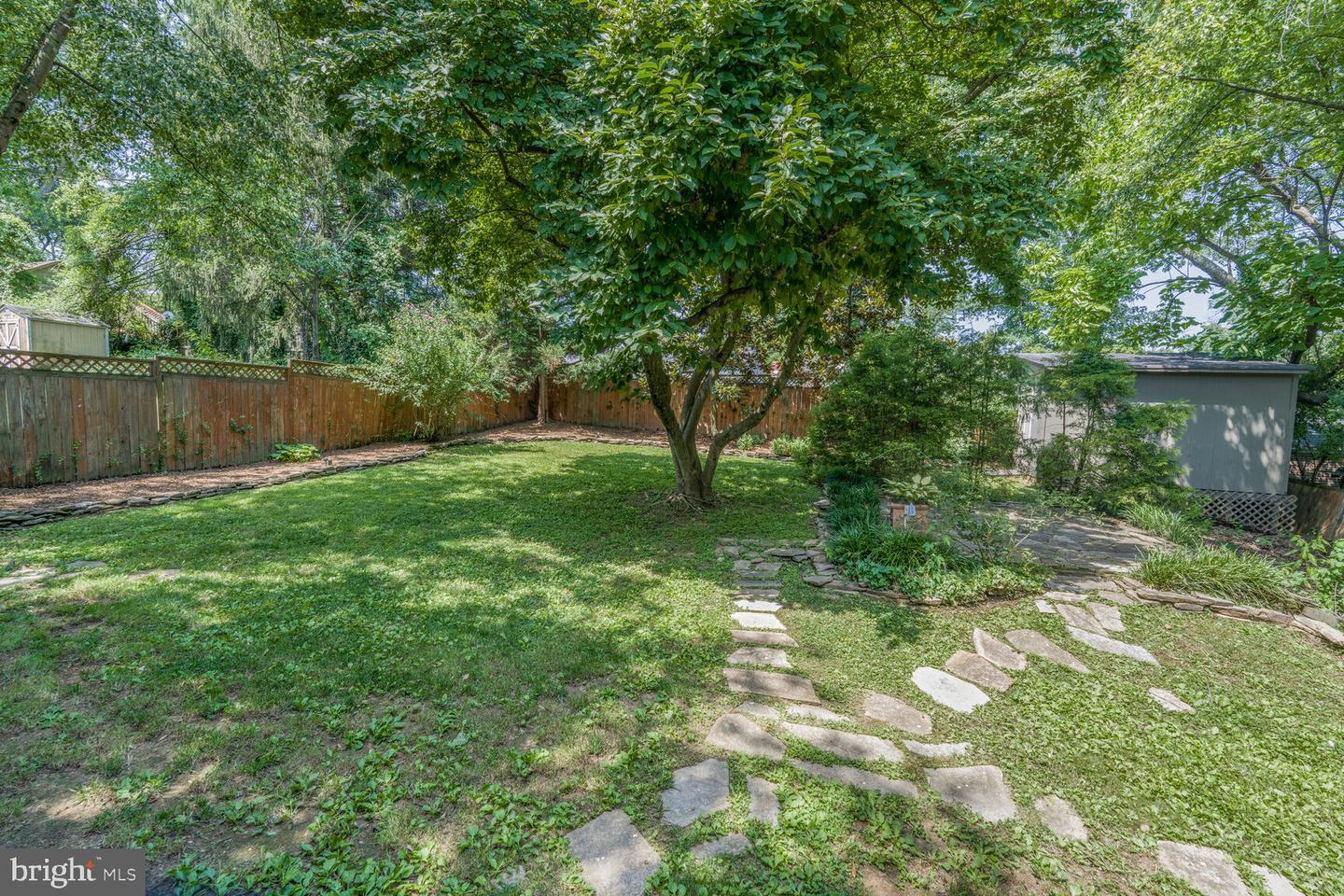 6106 HOUSTON CT, ALEXANDRIA, Virginia 22310, 2 Bedrooms Bedrooms, ,2 BathroomsBathrooms,Residential,For sale,6106 HOUSTON CT,VAFX2244408 MLS # VAFX2244408