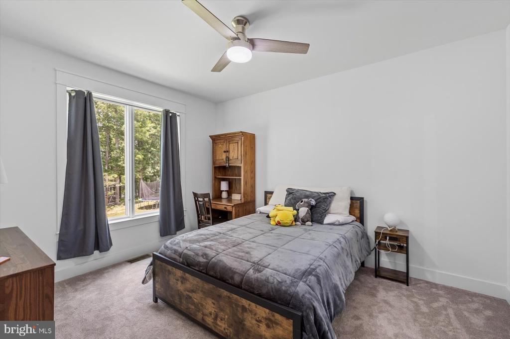 10815 DOWNTON AVE, SPOTSYLVANIA, Virginia 22553, 6 Bedrooms Bedrooms, ,4 BathroomsBathrooms,Residential,10815 DOWNTON AVE,VASP2033596 MLS # VASP2033596